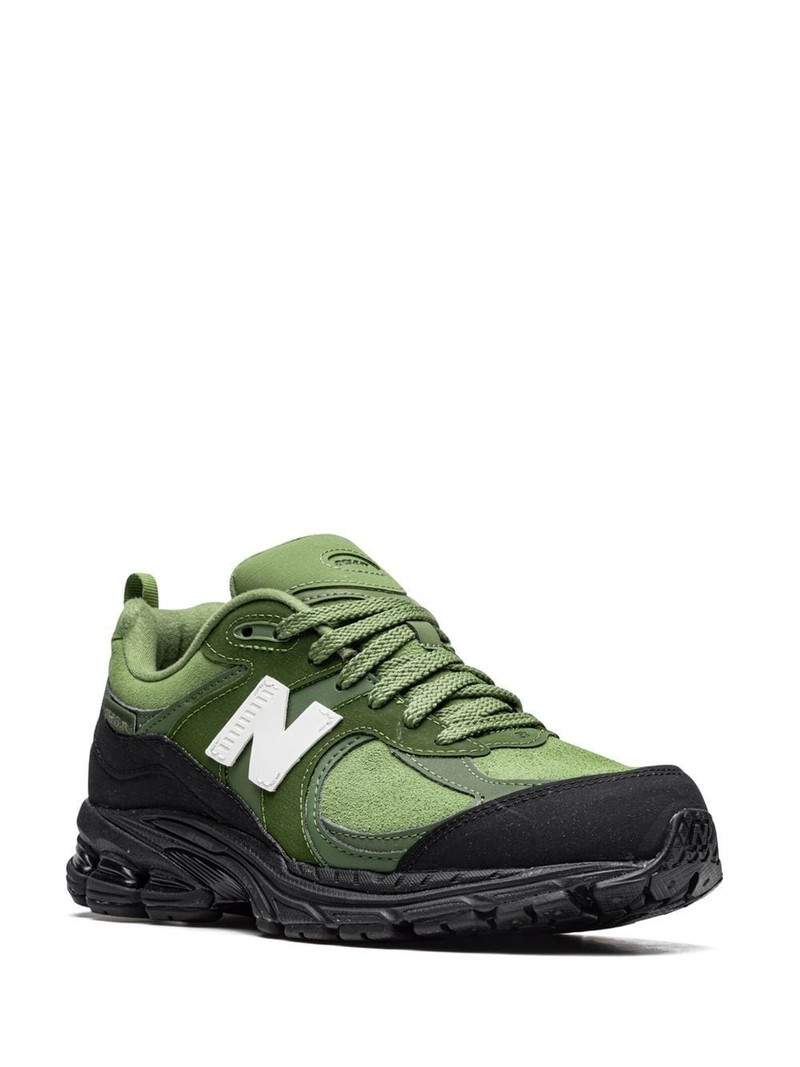 New Balance x The Basement 2002R sneakers outlook