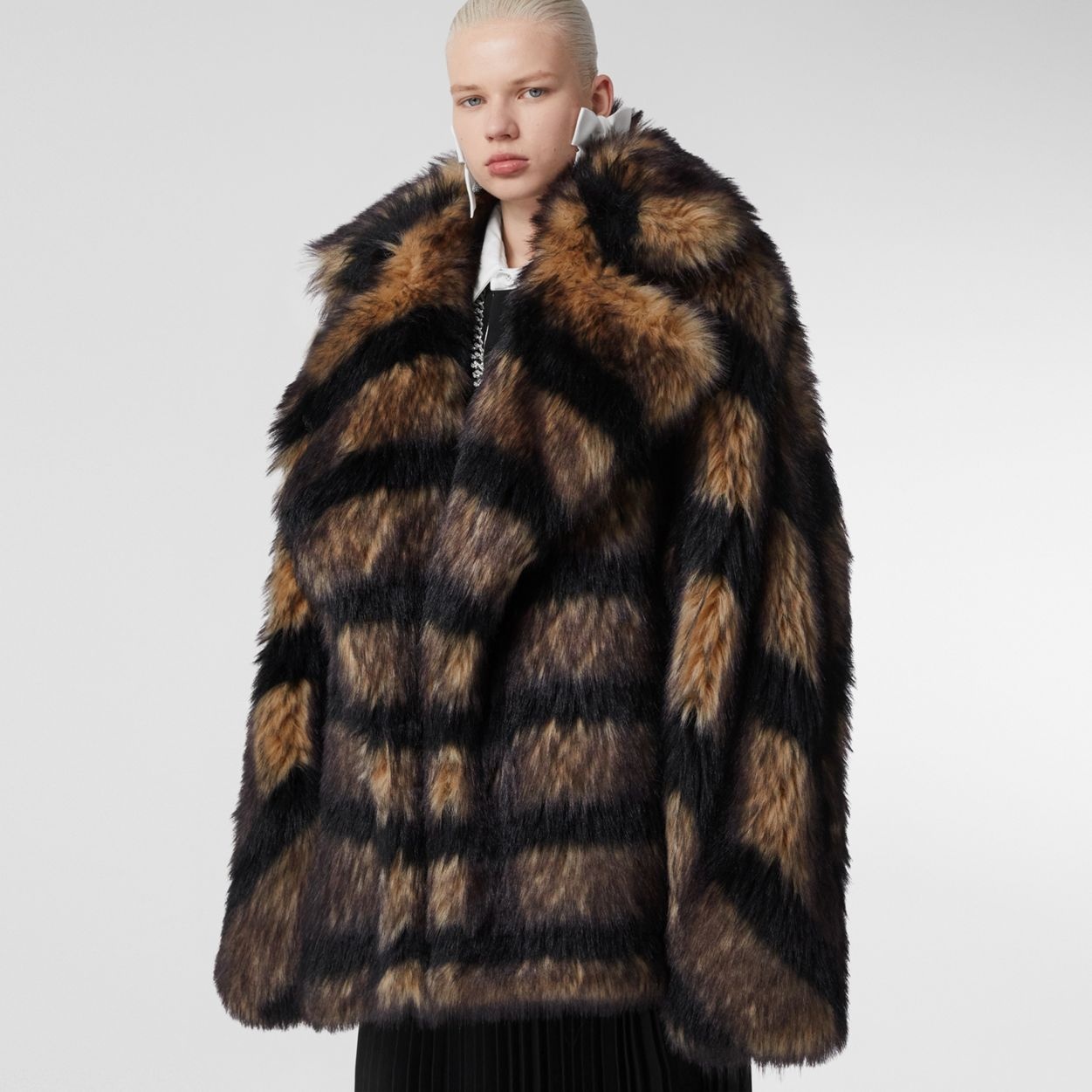 Striped Faux Fur Oversized Jacket - 5