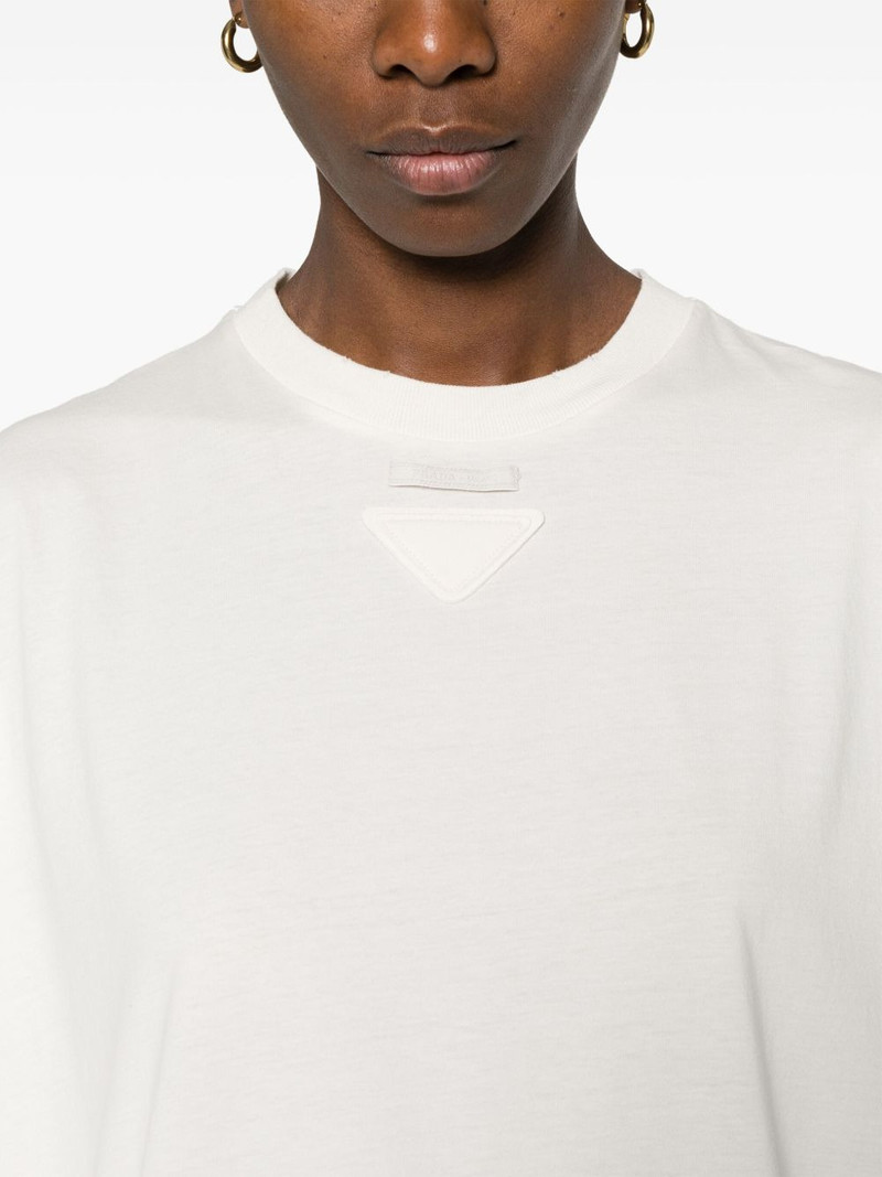 embroidered triangle-logo T-shirt 5