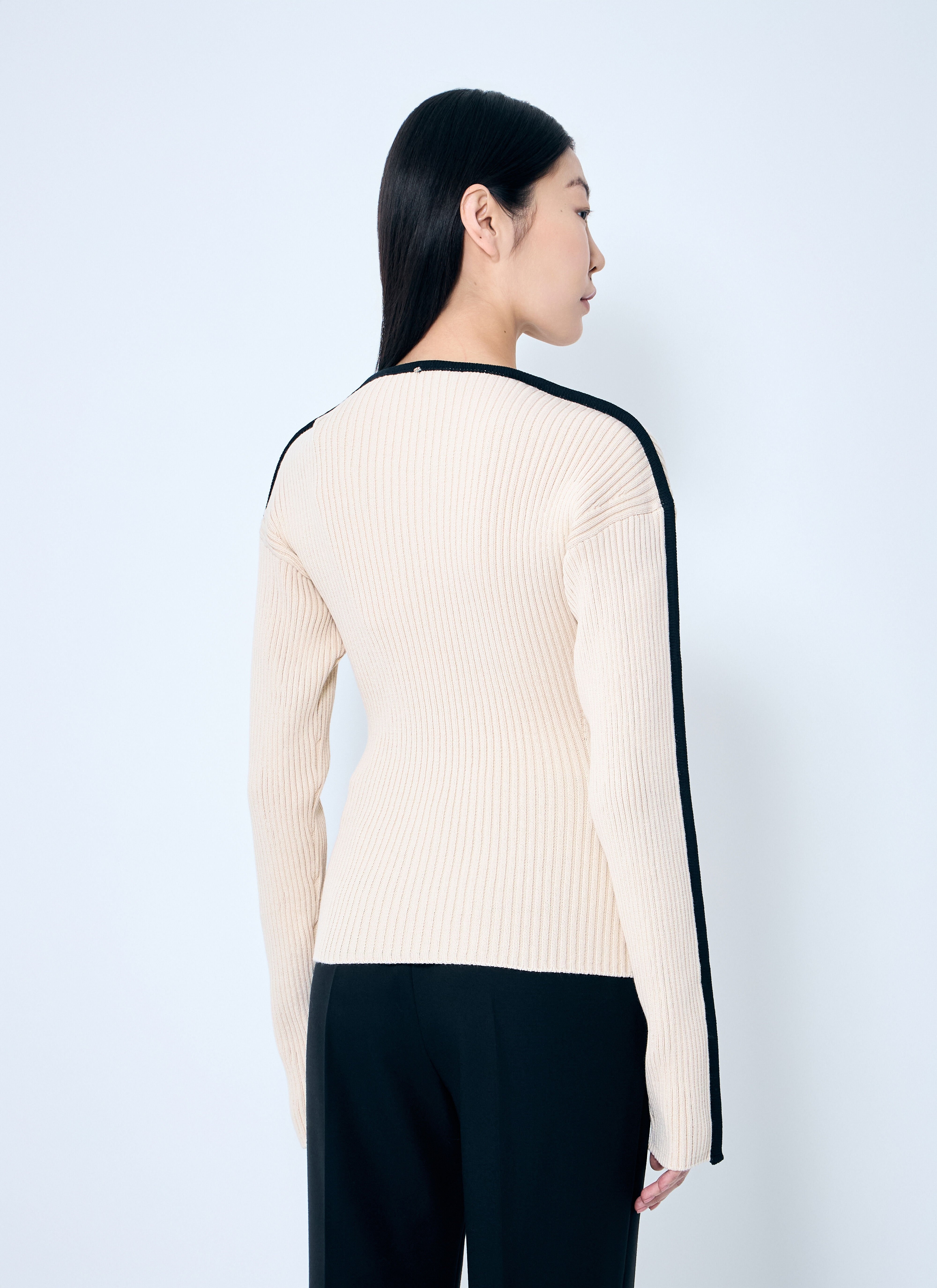 Stretch Fitted Sweater - 4