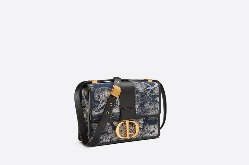 Dior 30 Montaigne Bag outlook