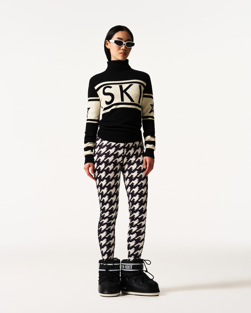 PERFECT MOMENT Schild Merino Wool Sweater outlook