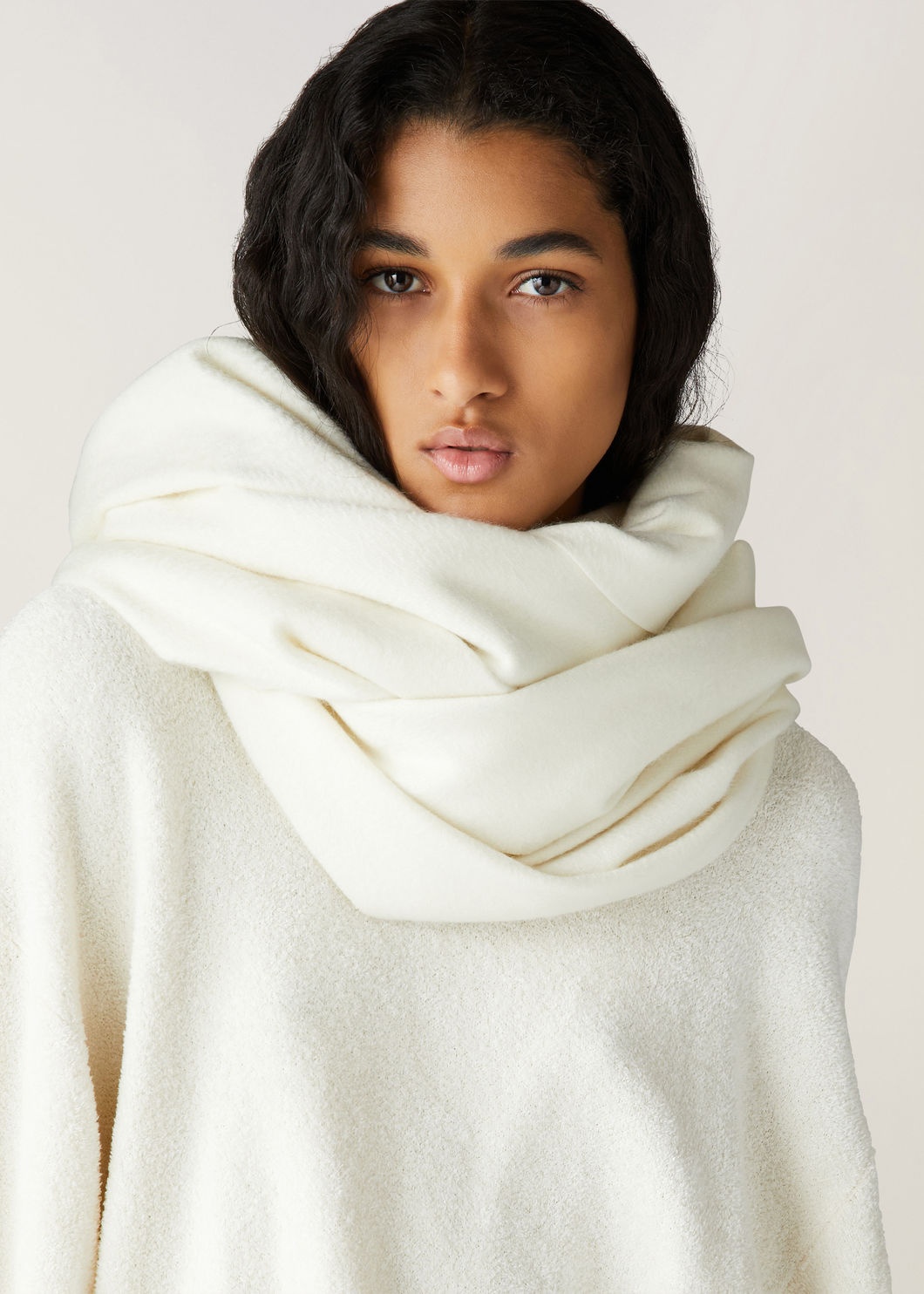 Cocooning Stole - 2