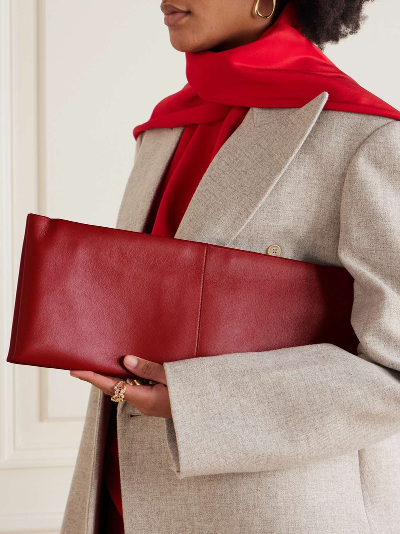 Carven Louise leather clutch Burgundy outlook