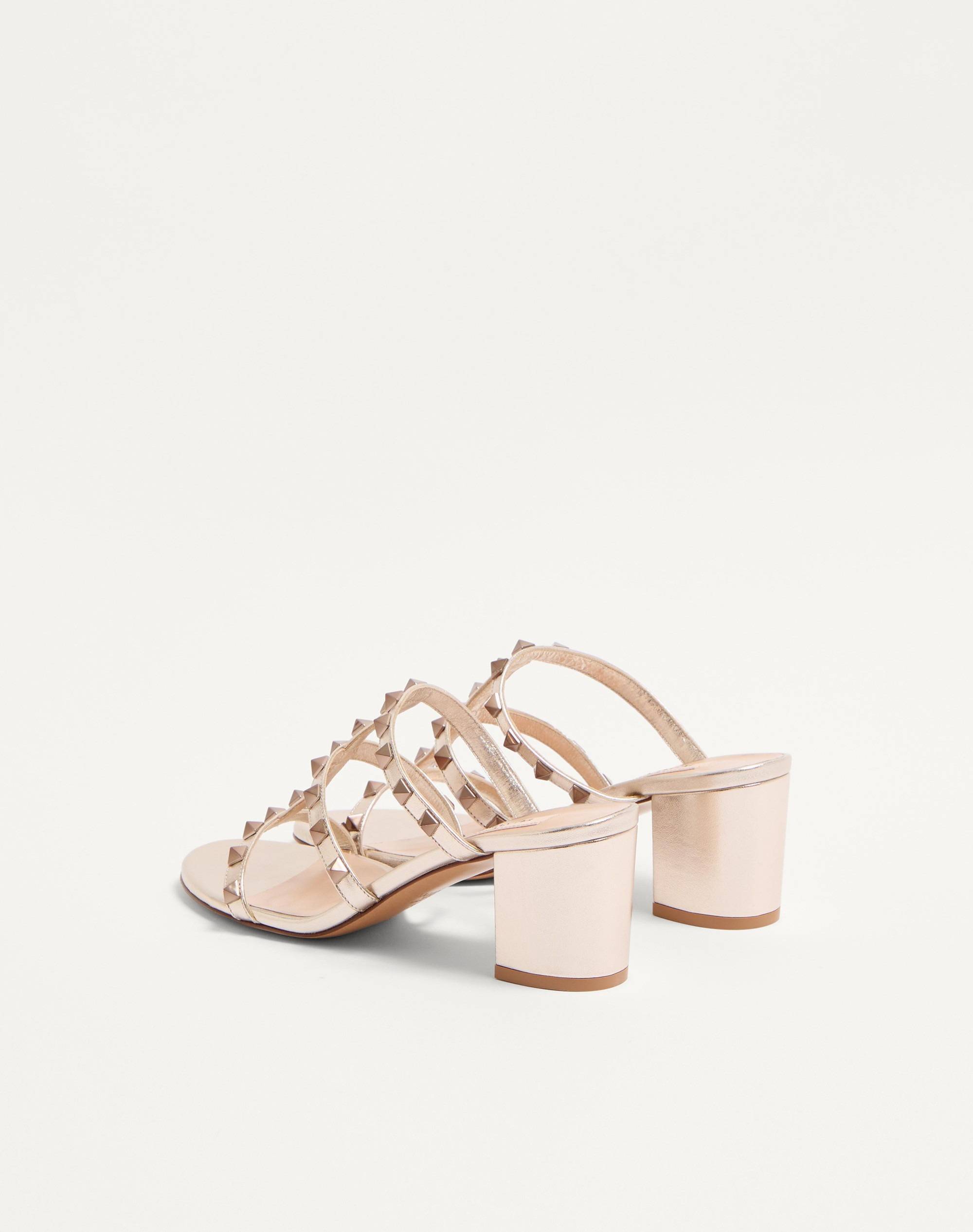 ROCKSTUD METALLIC CALFSKIN LEATHER SLIDE SANDAL 60 MM - 5