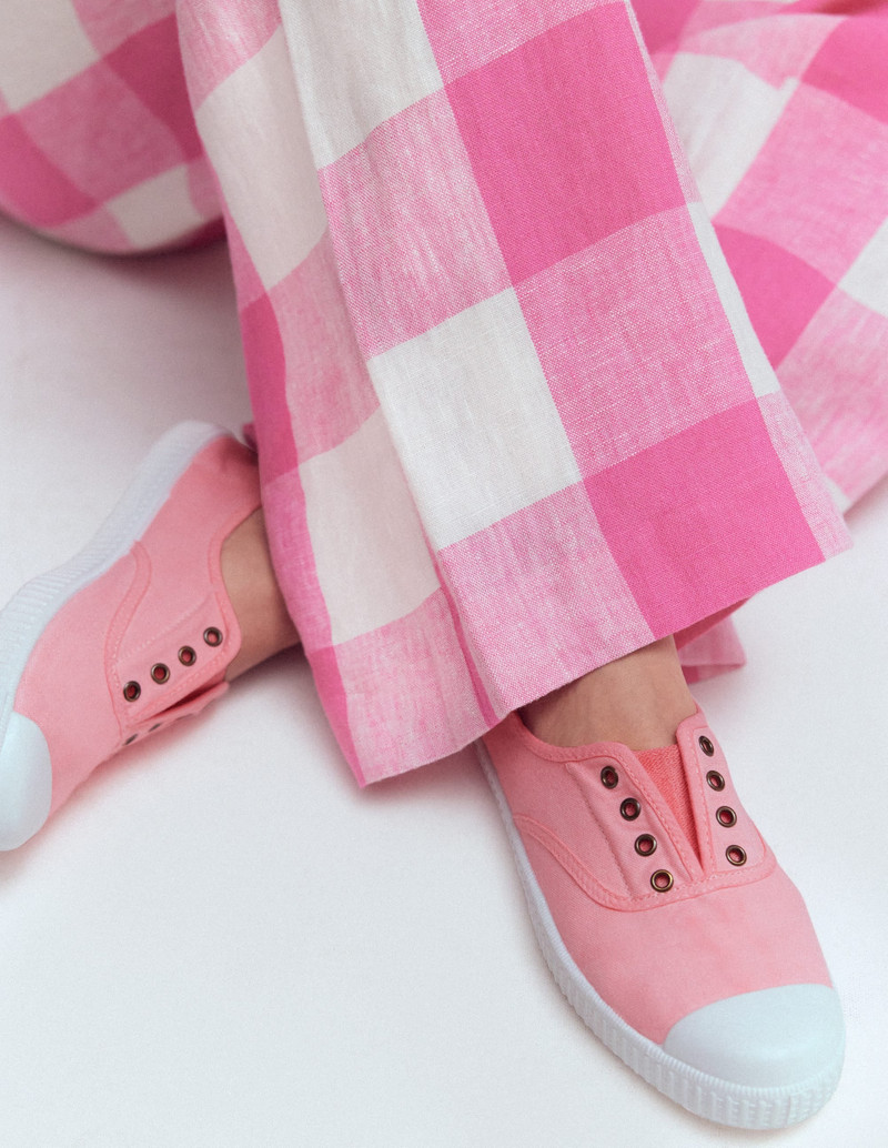 BODEN Laceless Canvas Plimsoll-Spring Blossom Pink outlook