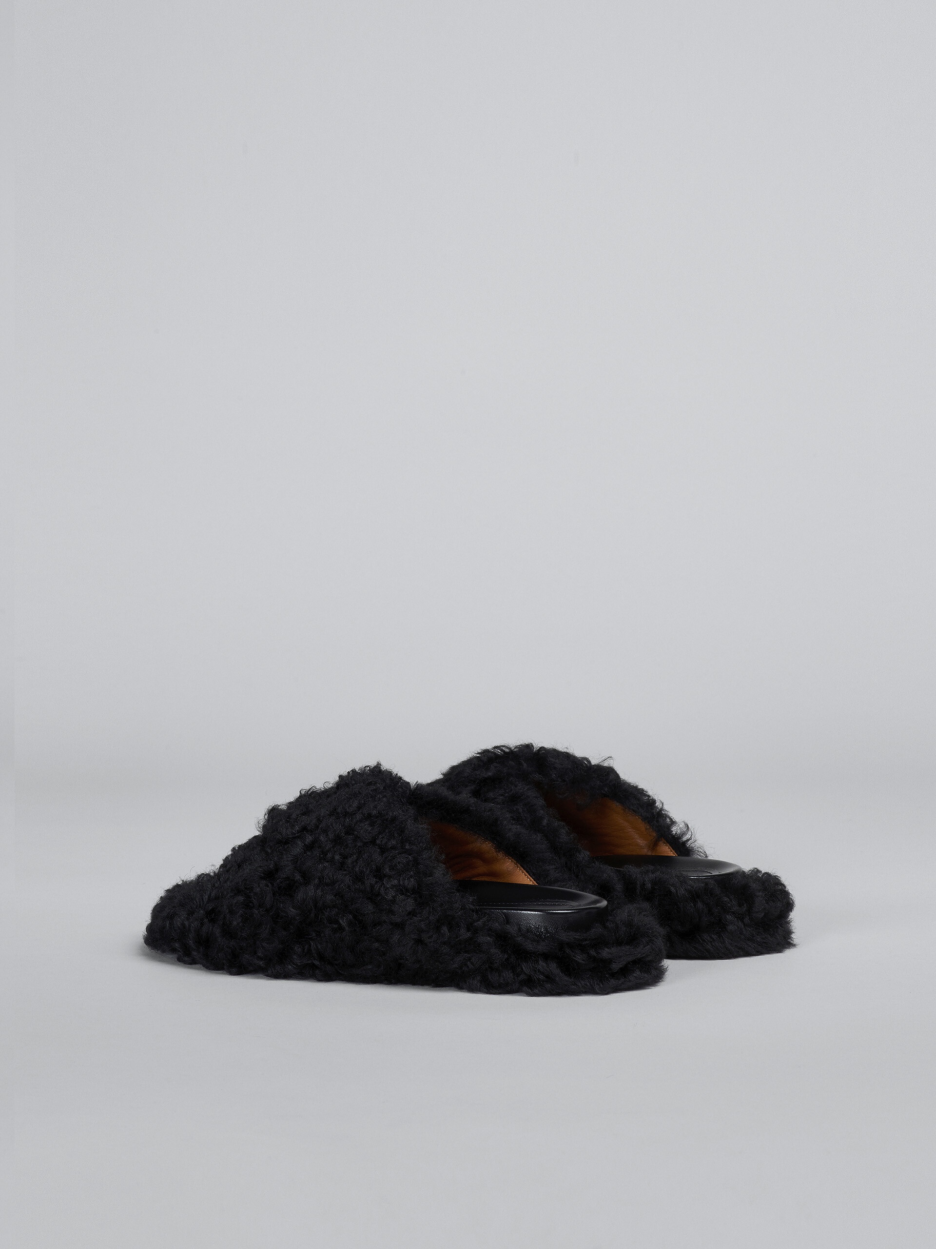 BLACK SHEARLING FUSSBETT - 3