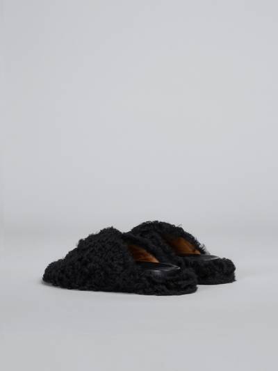 Marni BLACK SHEARLING FUSSBETT outlook