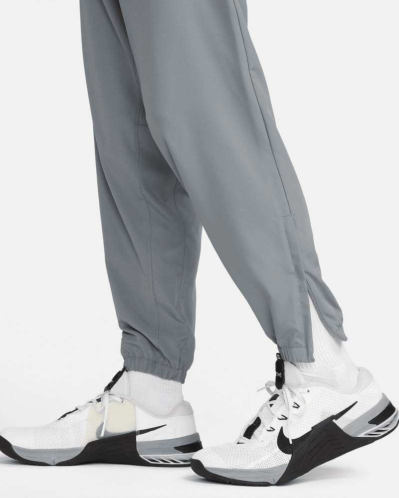 Nike Form Men's Dri-FIT Tapered Versatile Pants 4