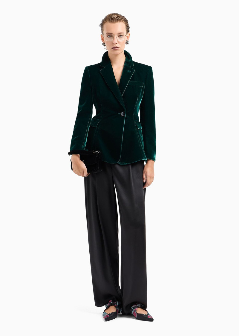 Single-breasted jacket in velvet 7