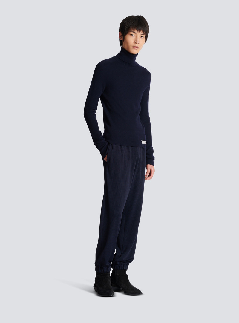 PB turtleneck 3