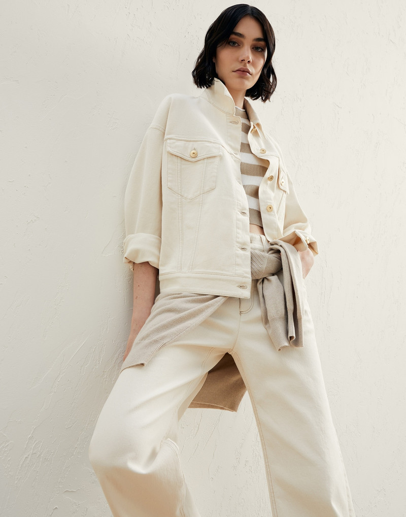 Garment-dyed comfort denim four-pocket jacket with shiny tab 4