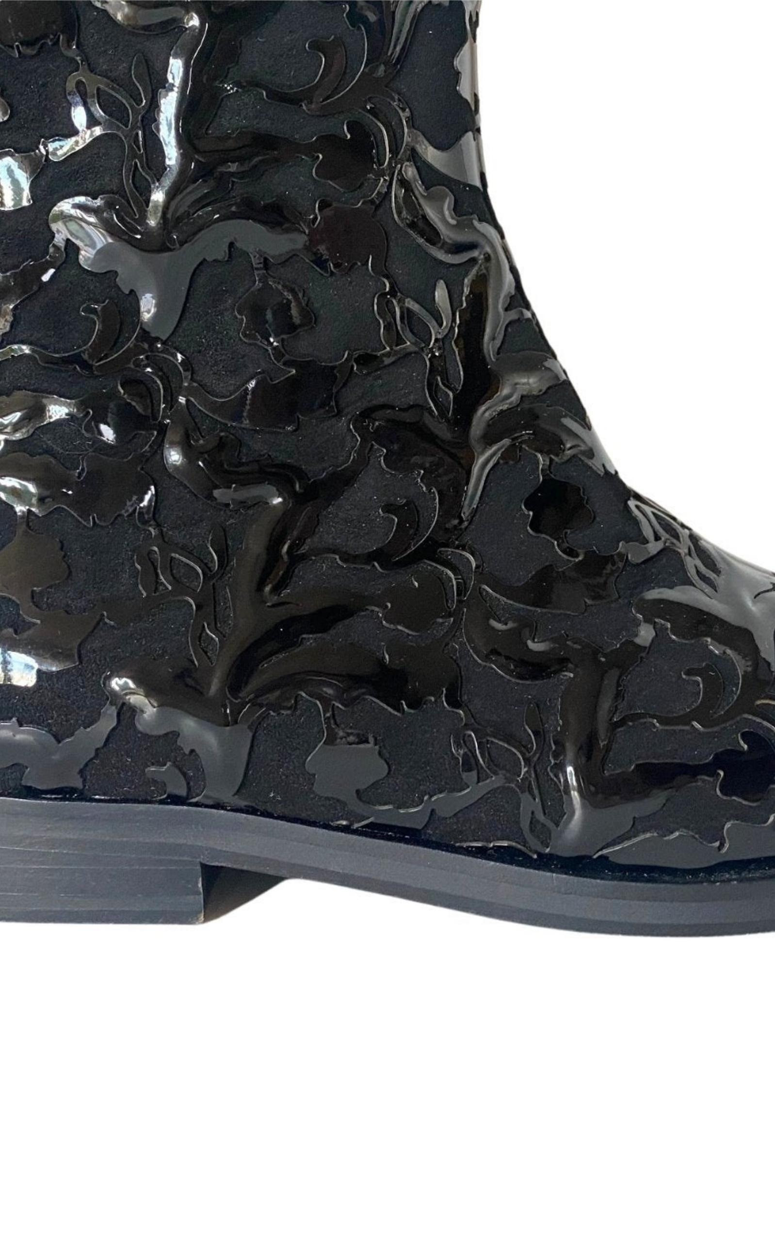 Black Patent Leather Ankle Boots - 5