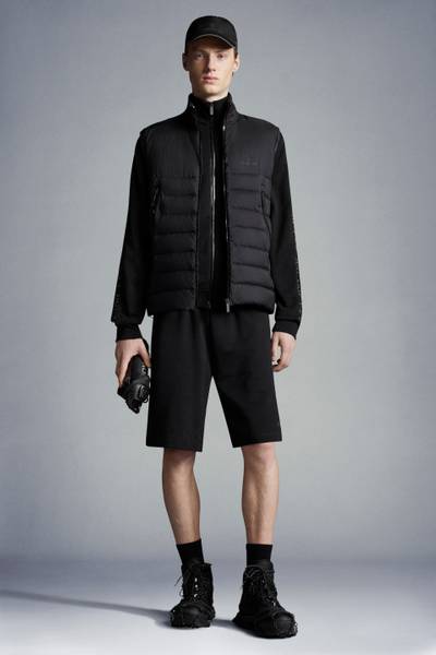 Moncler Koror Lightweight Down Vest outlook