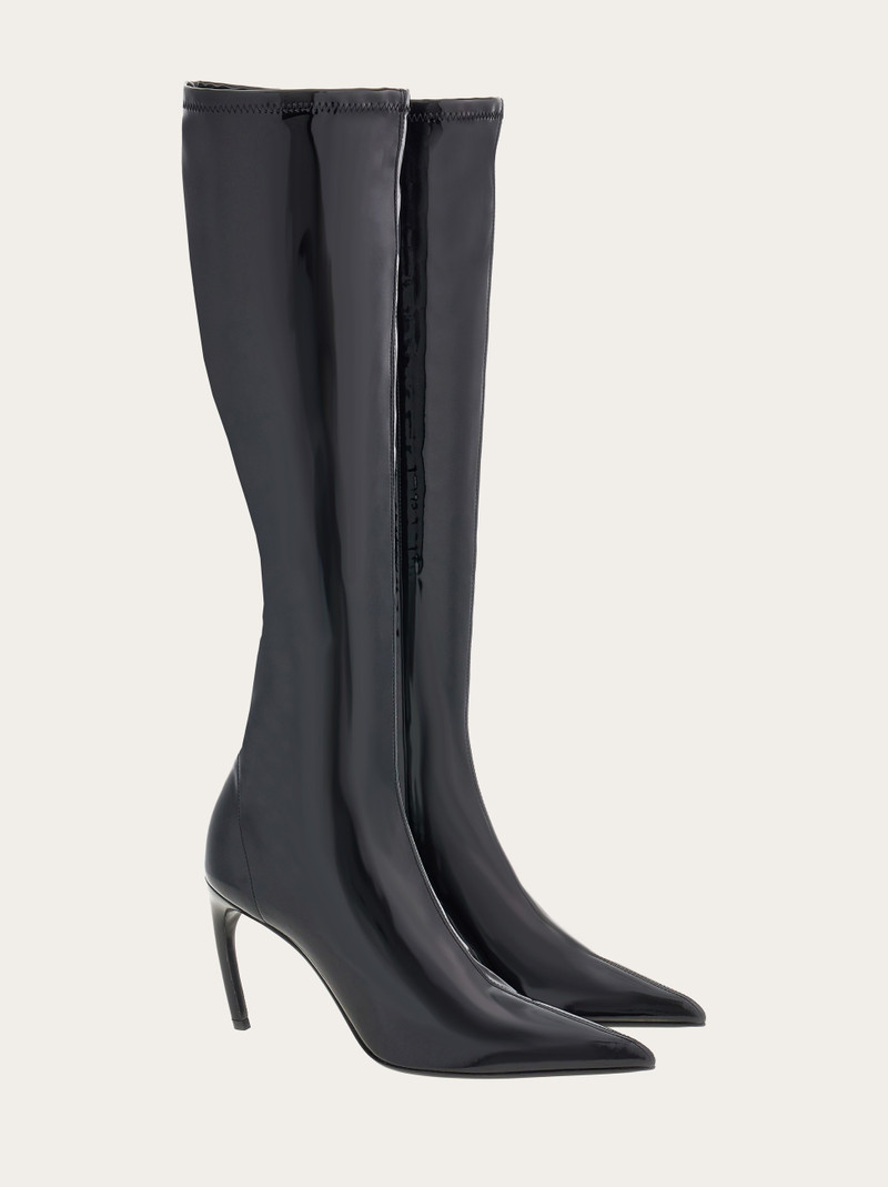 High patent stretch boot 4