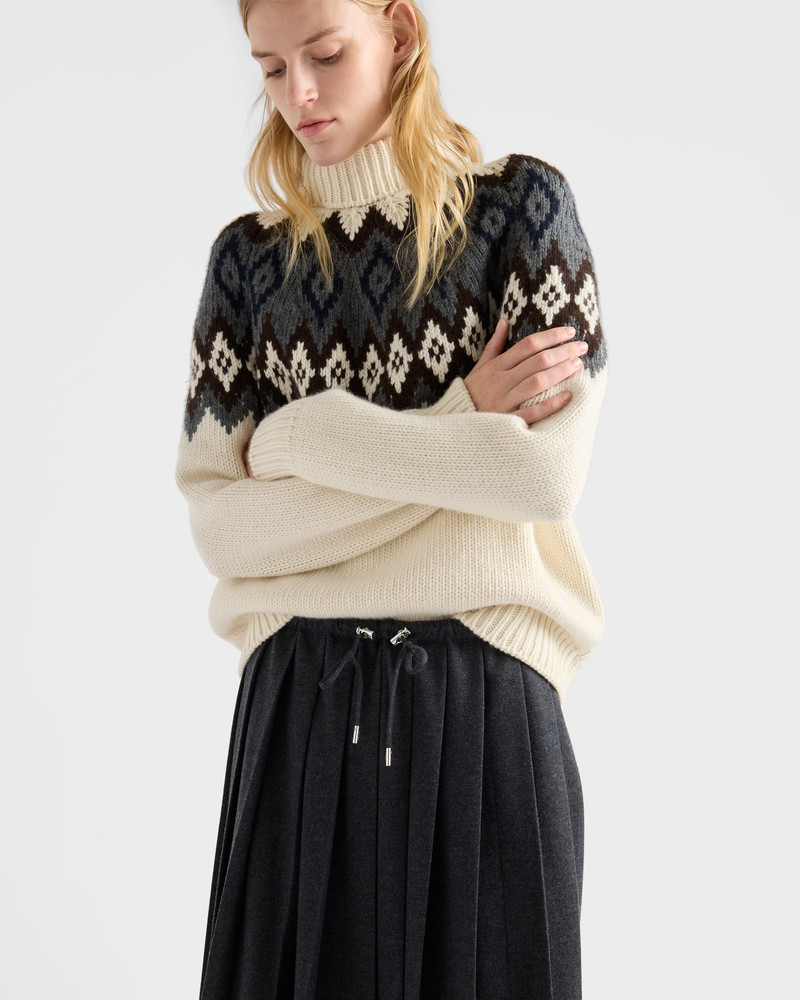 Cashmere and wool turtleneck sweater 6