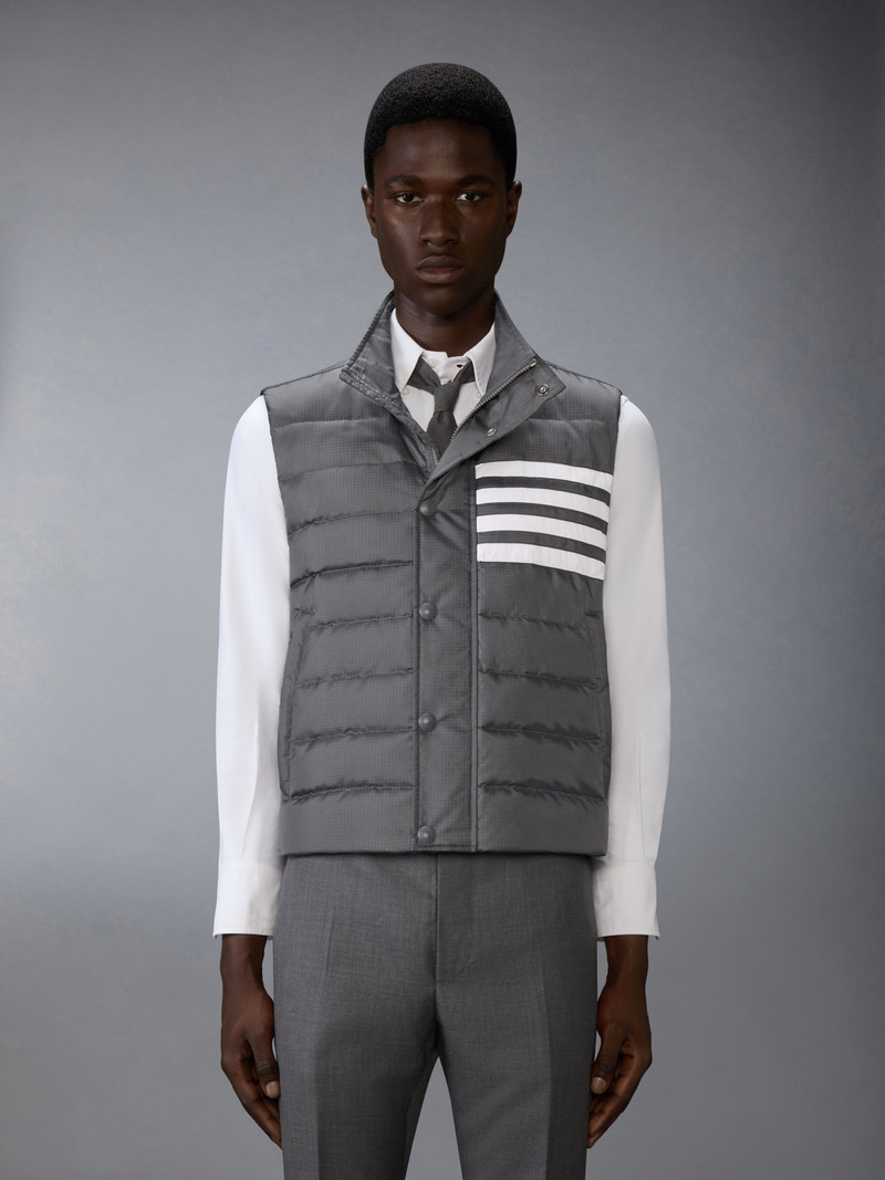 Thom Browne SHINY RIPSTOP LIGHTWEIGHT DOWN FILLED 4-BAR VEST outlook