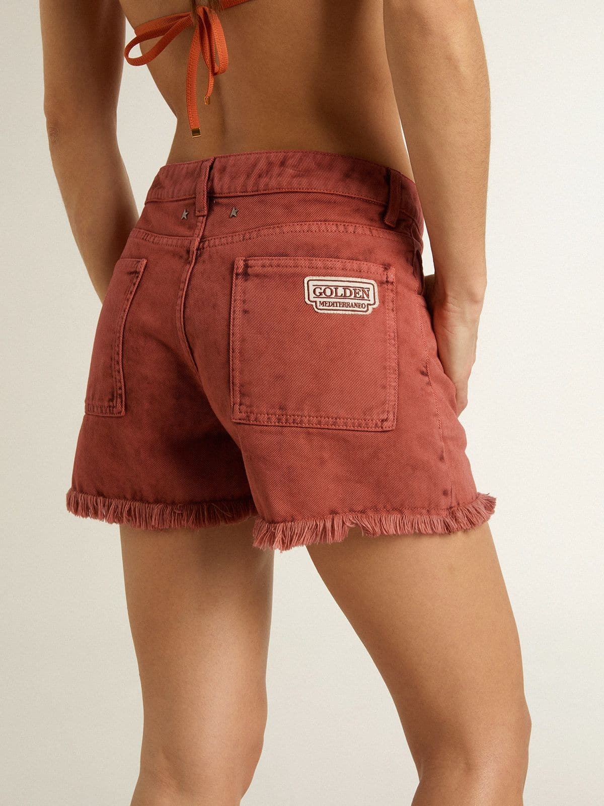 Women's shorts in brick-red denim with Golden Mediterraneo embroidery - 5