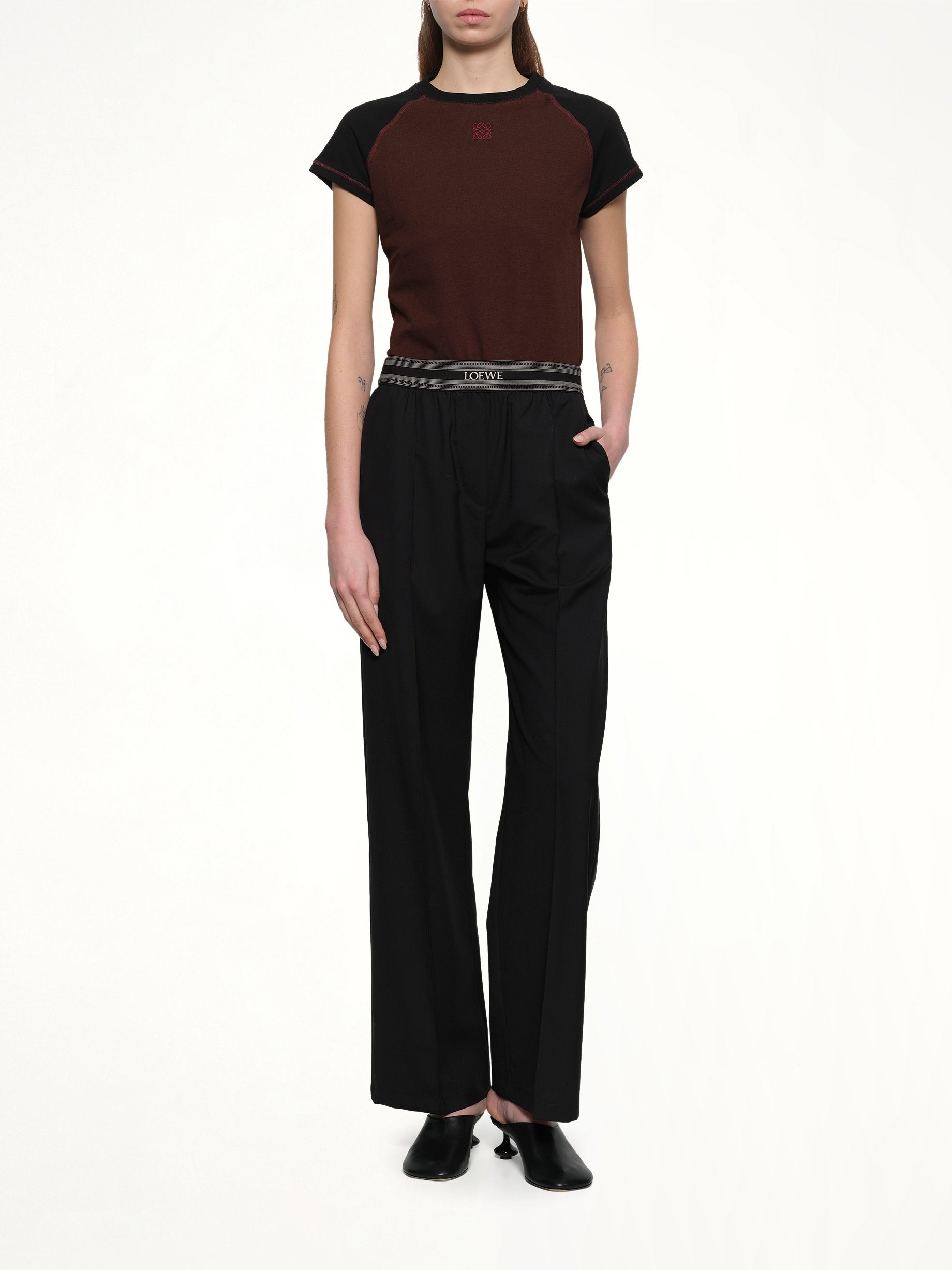 Small Fit T-Shirt in Black/Burgundy - 4