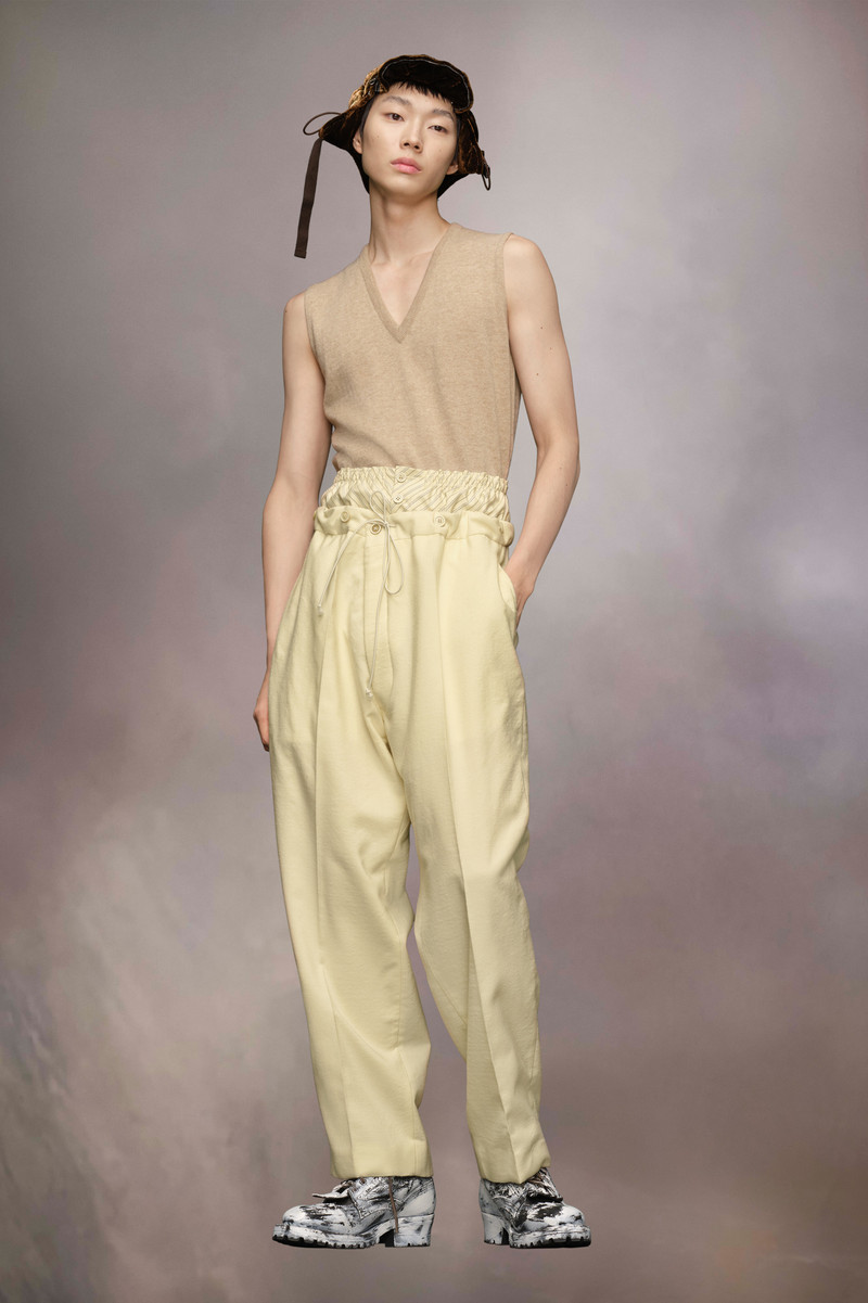 Anonymity of the lining trousers 1