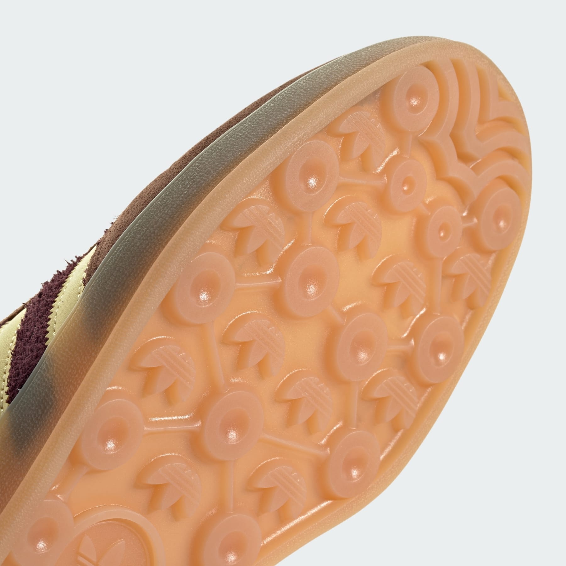 Gazelle Indoor Shoes - 10