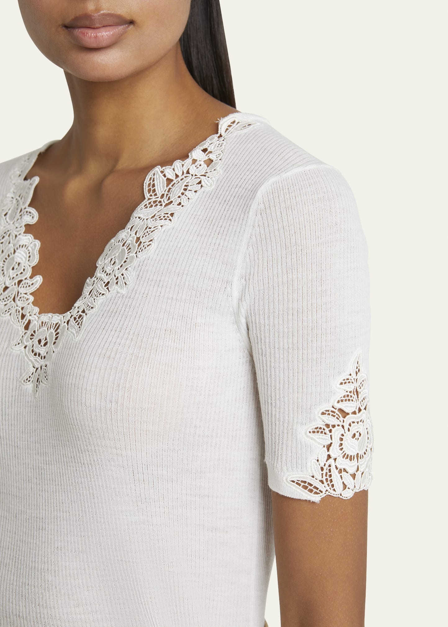 Floral Guipure Lace V-Neck Fitted Top - 5