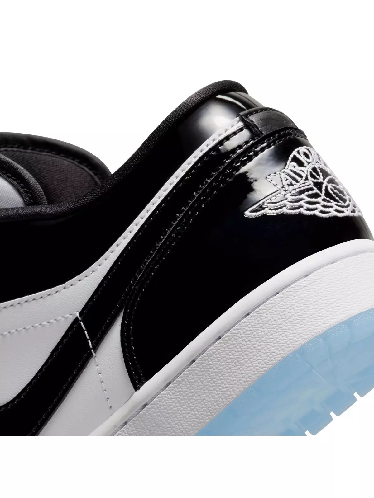 1 Low SE "White/Black" Men's Shoe - 7