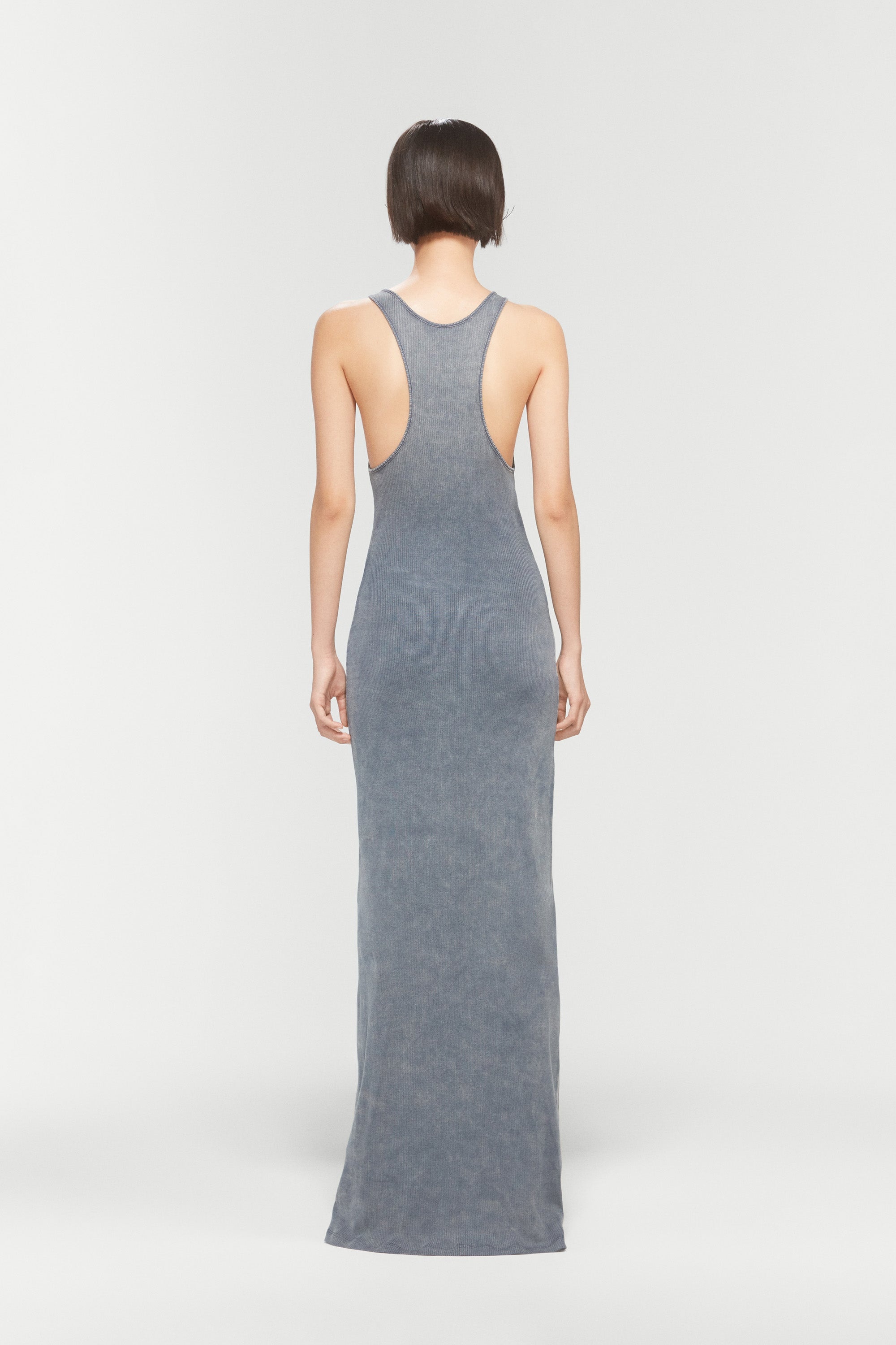 INVISIBLE STRAP DRESS - 3