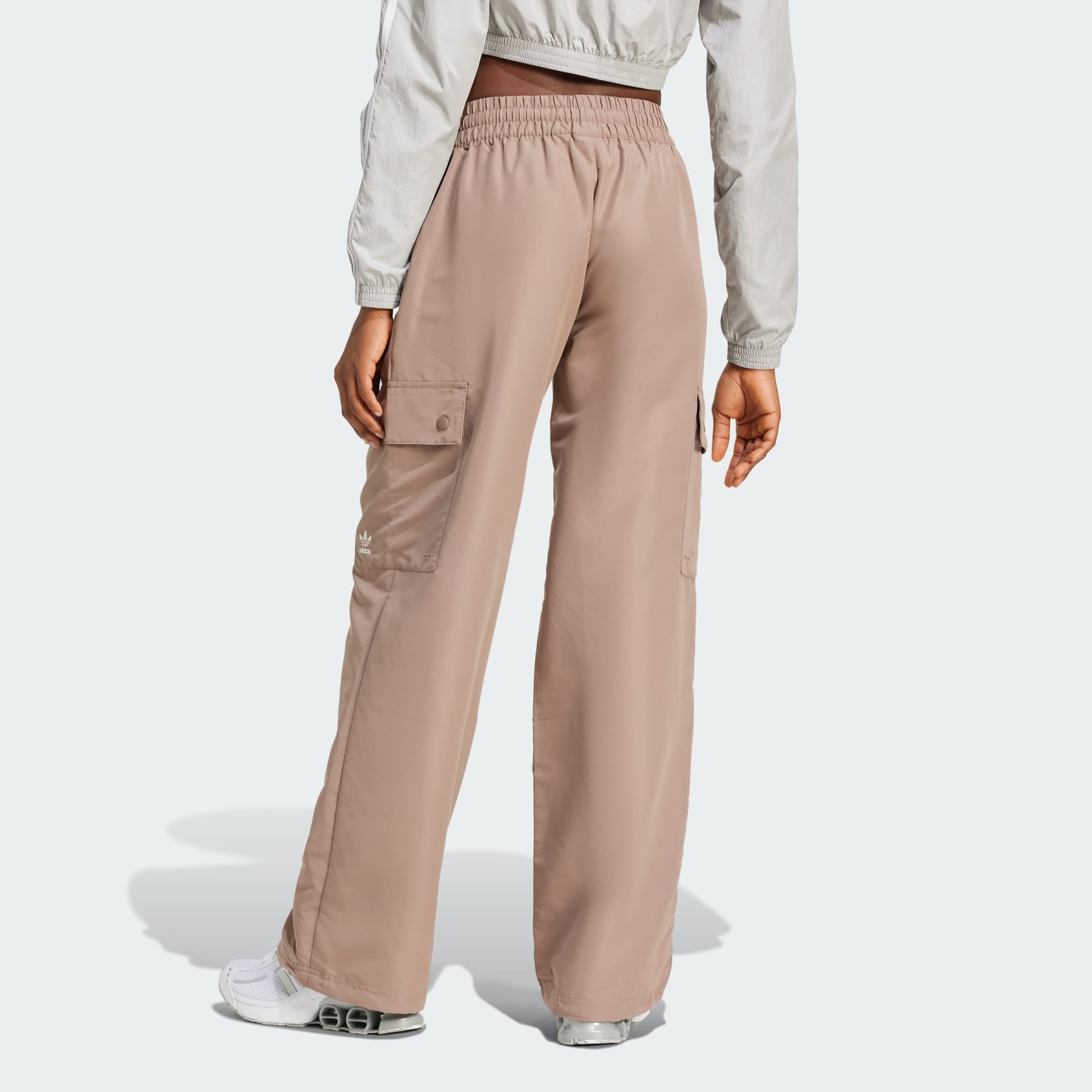Essentials Woven Cargo Pants - 3