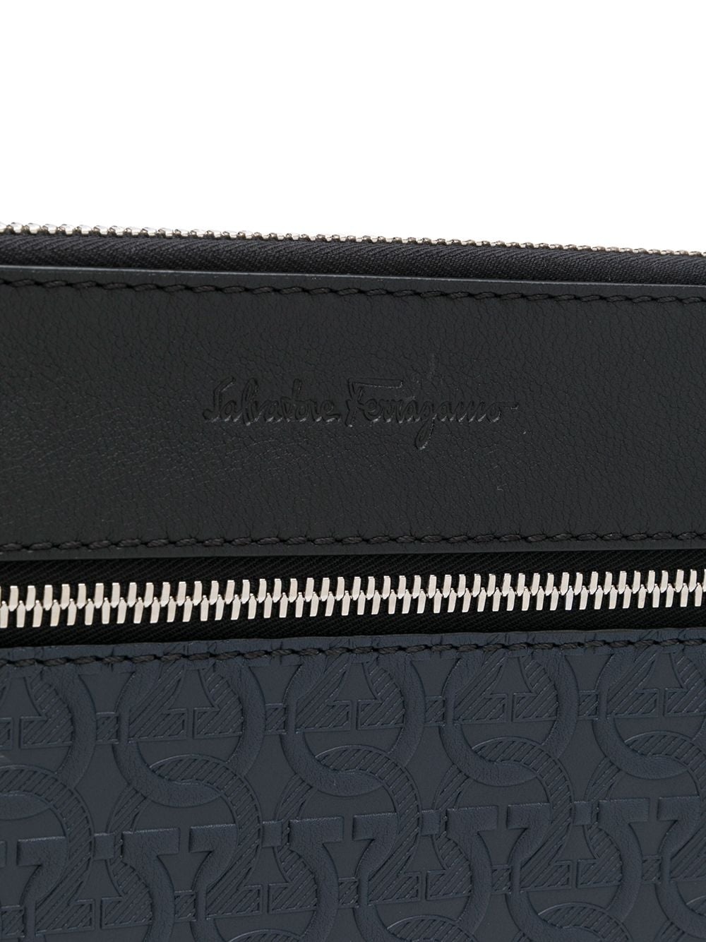 Gancini-embossed clutch bag - 4