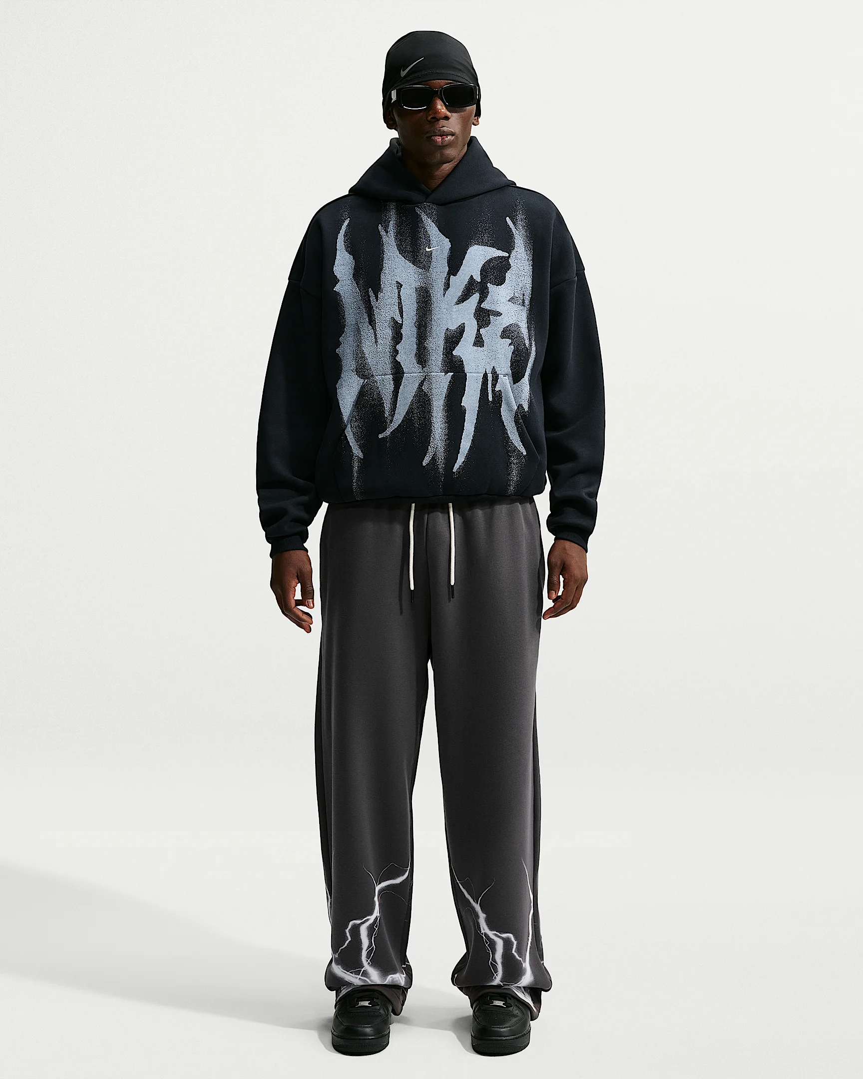 Nike Standard Issue Men's Brushed Basketball Pants - 1