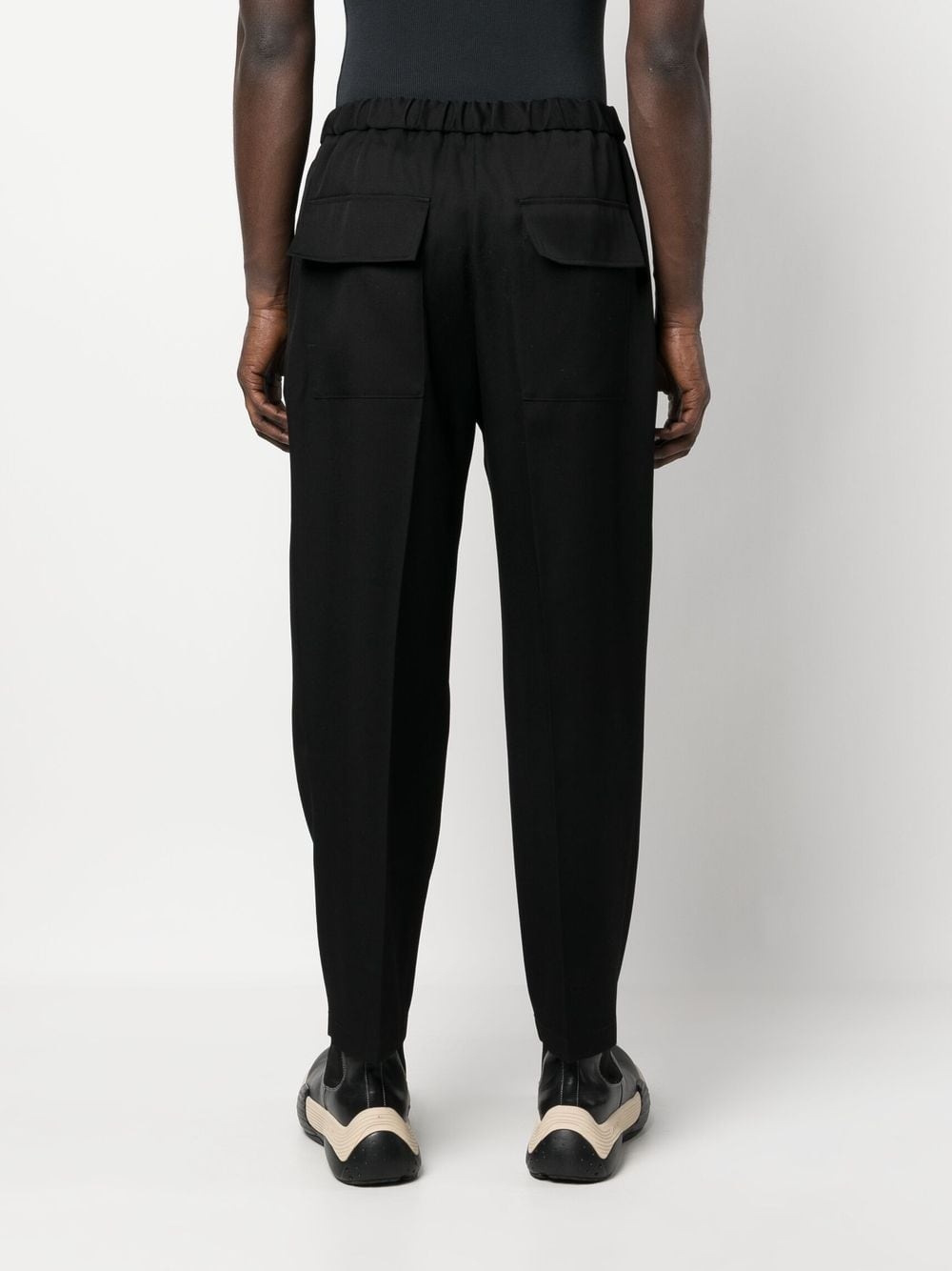 relaxed-fit tapered trousers - 4