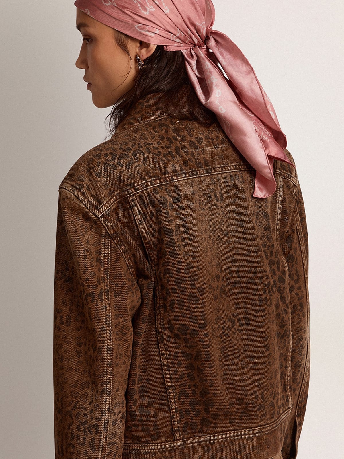 Women's denim jacket with animal print - 4