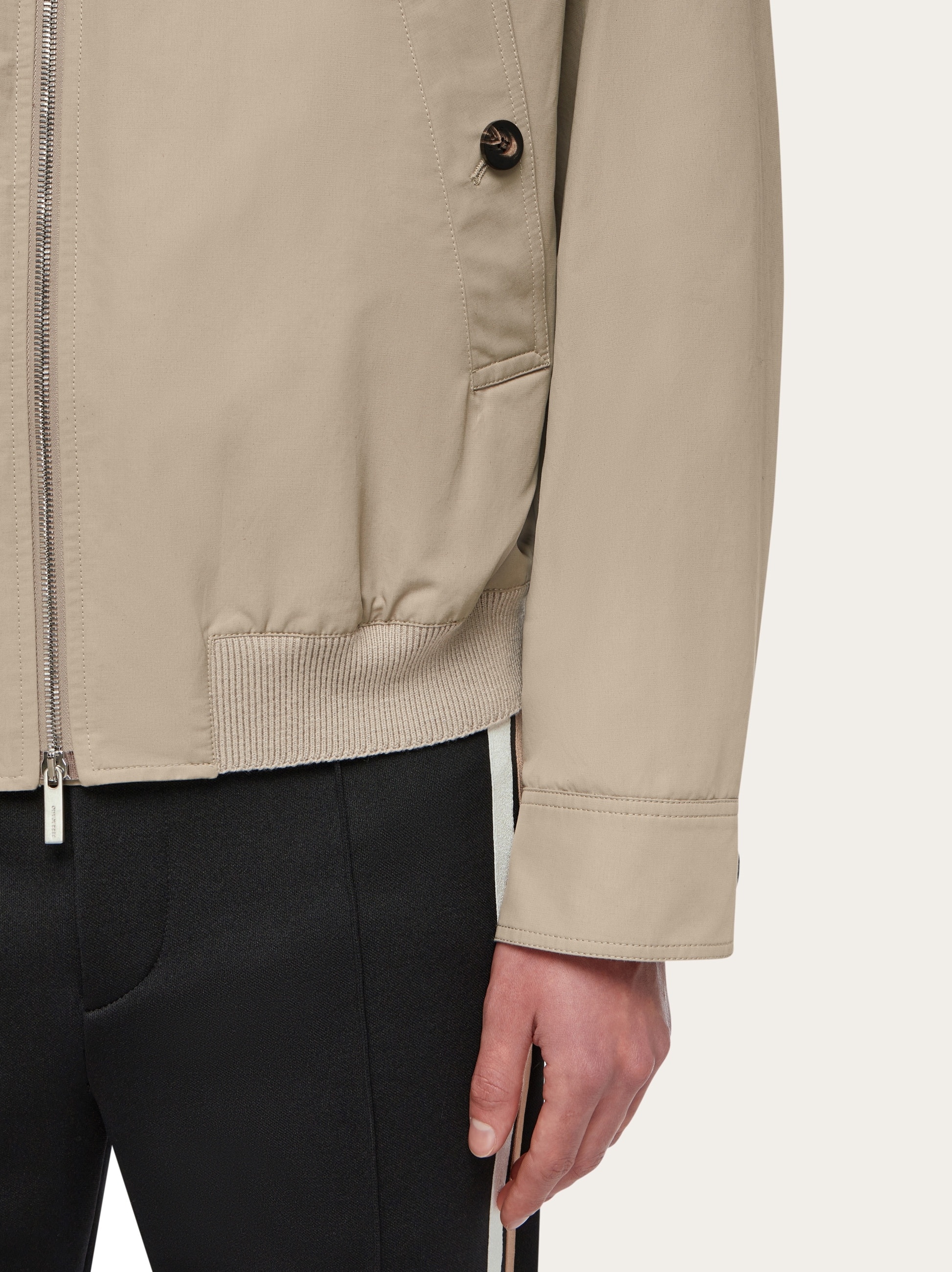 Zip up blouson - 6