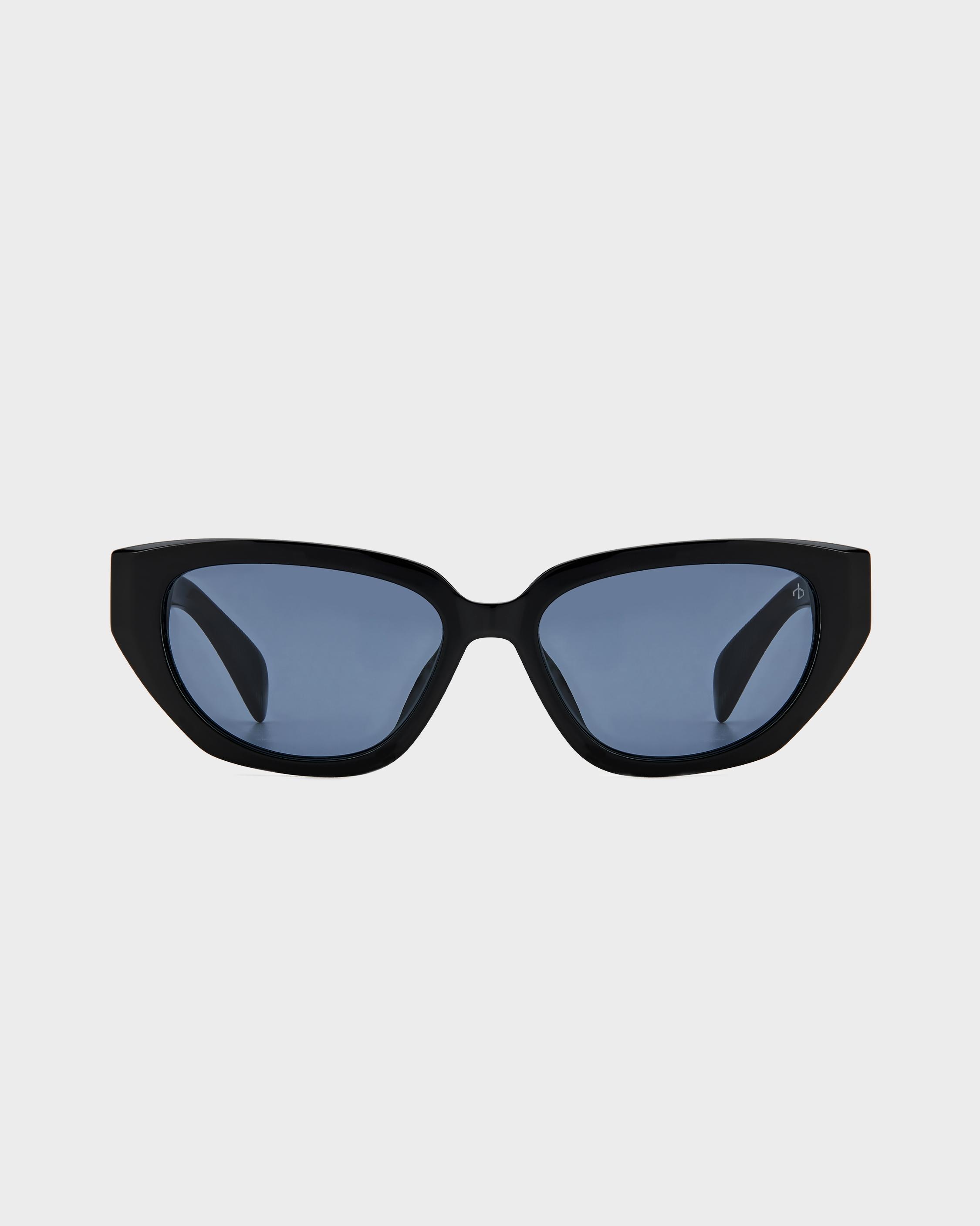 Lena
Butterfly Sunglasses - 2