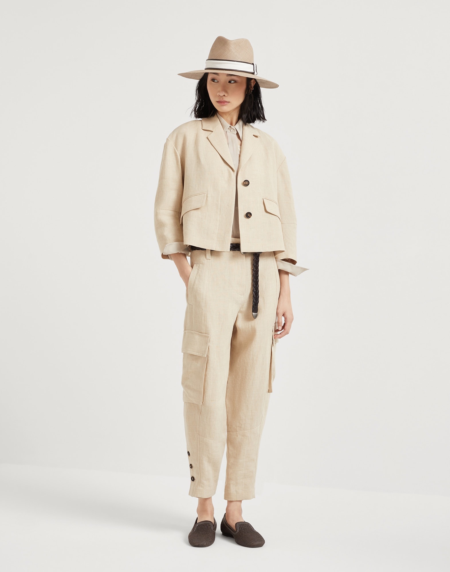 Linen panama cropped blazer with monili - 5