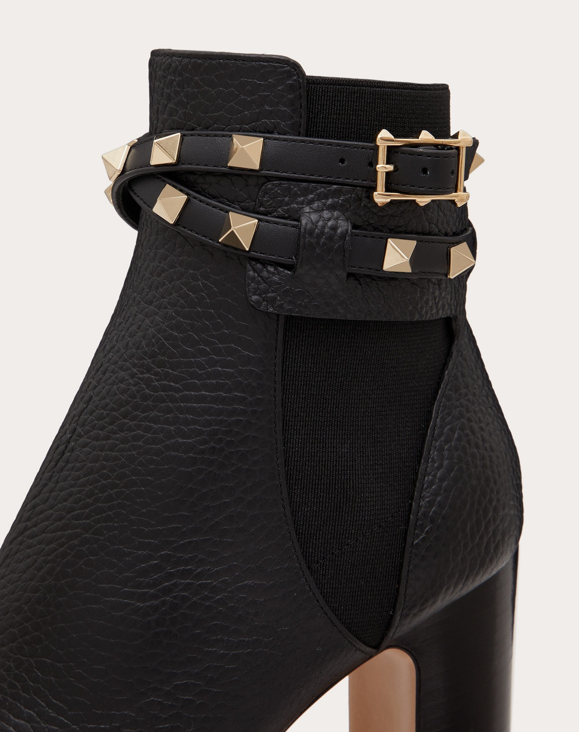 Rockstud Grainy Calfskin Ankle Boot 90 mm - 5