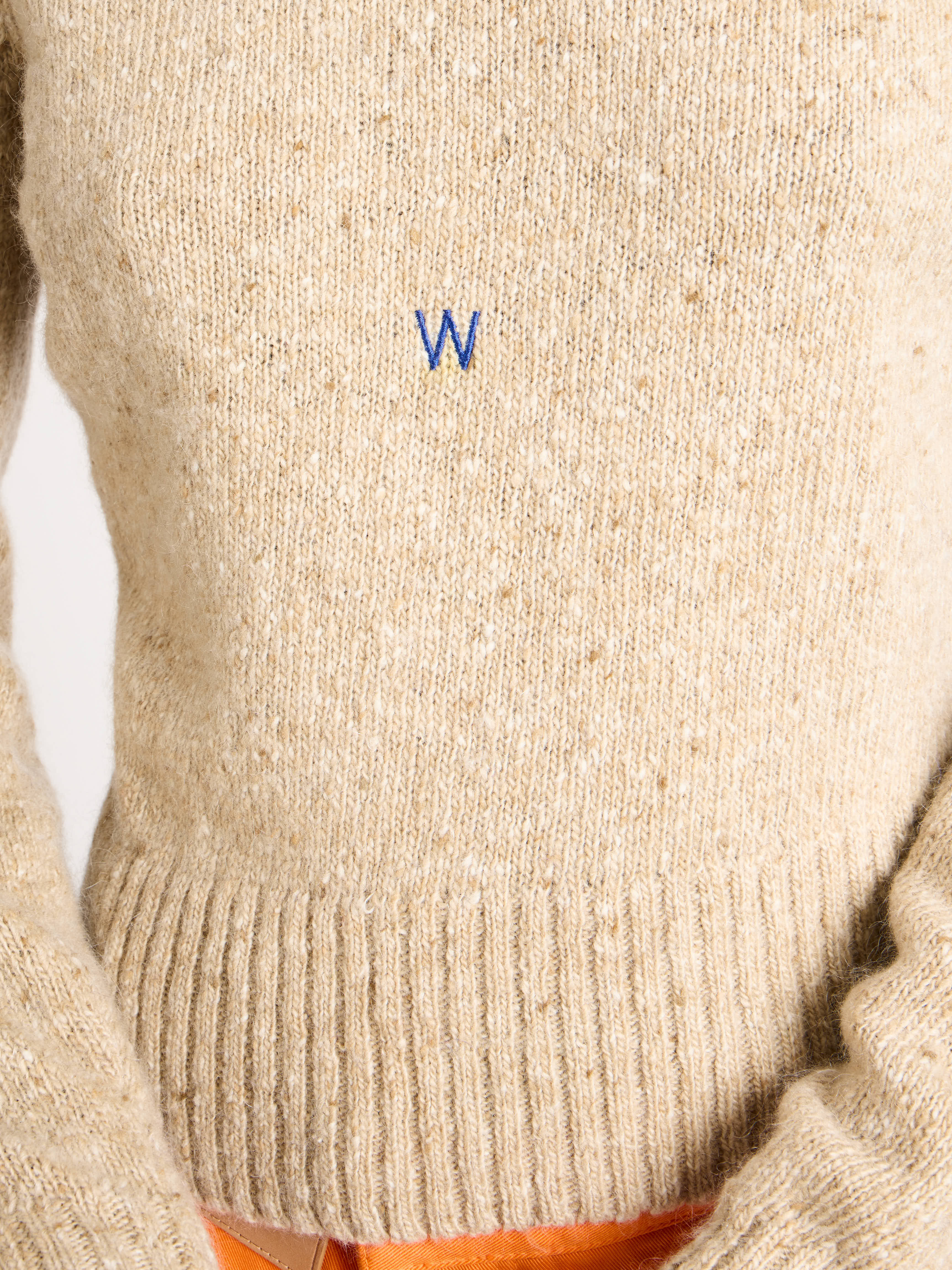 EMBROIDERED CREW NECK JUMPER IN OATMEAL MELANGE - 7