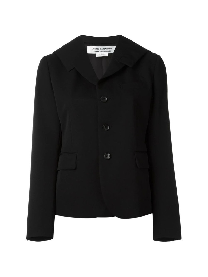 buttoned jacket 1