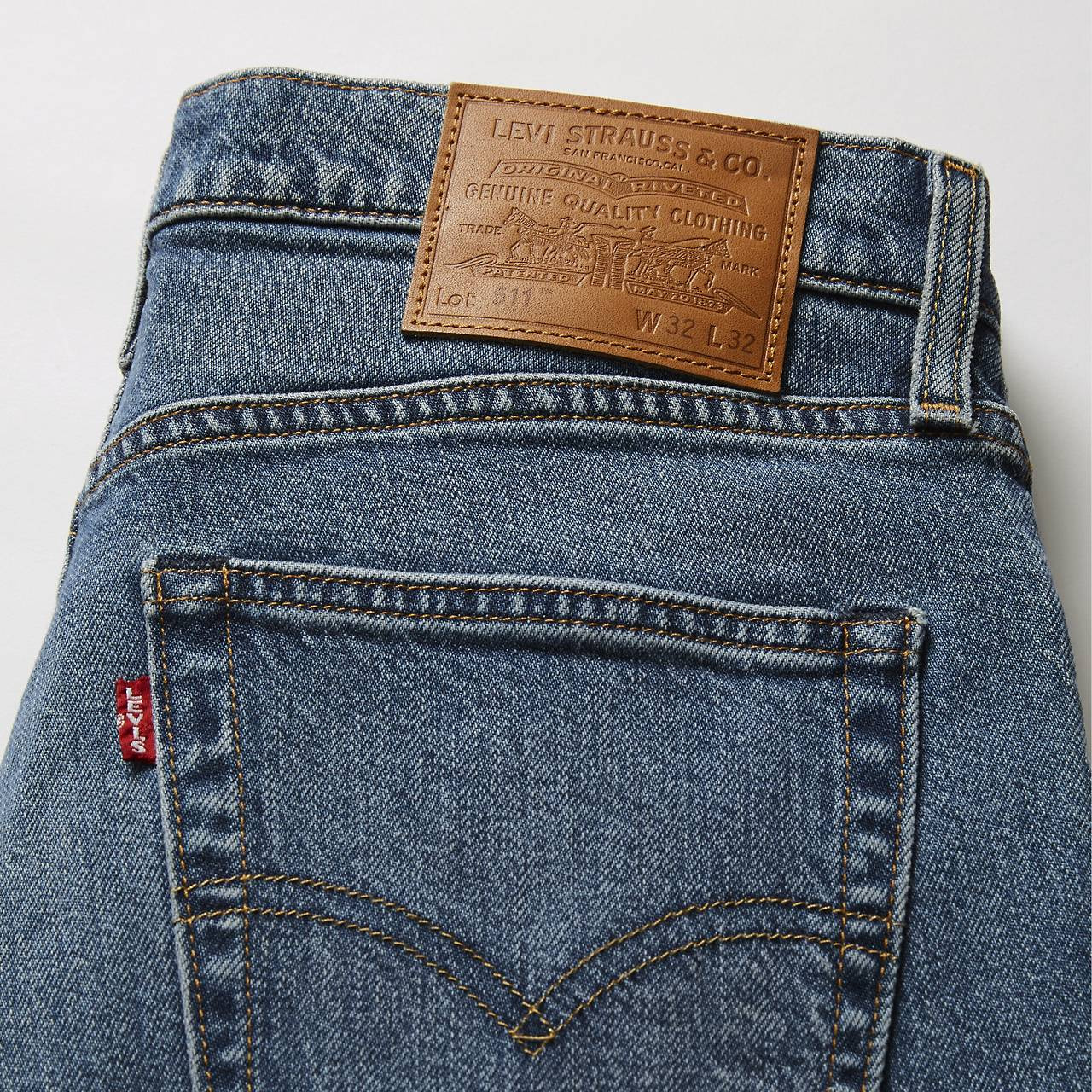 511™ SLIM FIT AUTHENTIC SOFT MEN'S JEANS - 8