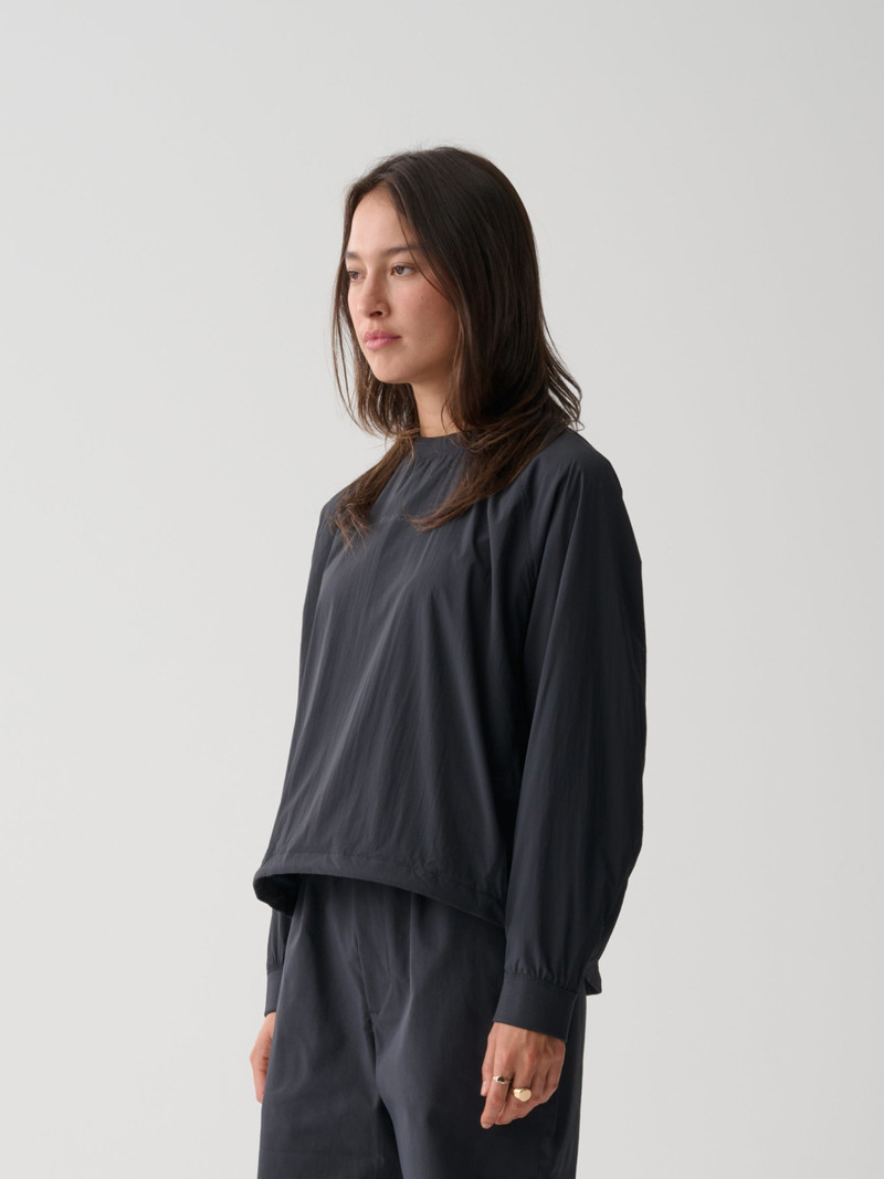 MAAP Women's Transit Insulated Crew outlook
