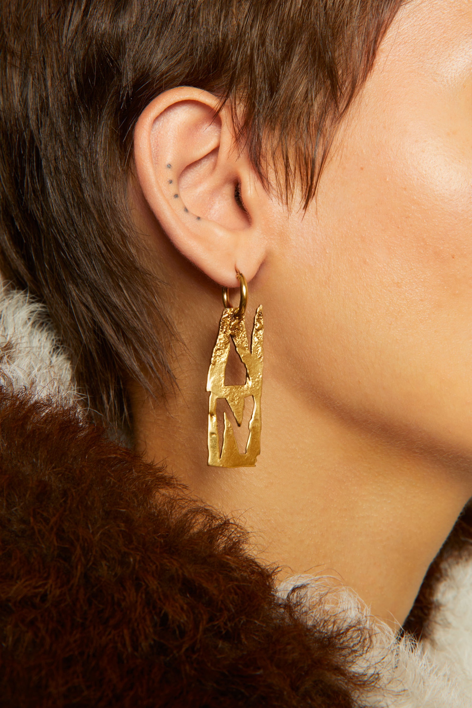 N earring gold - 3