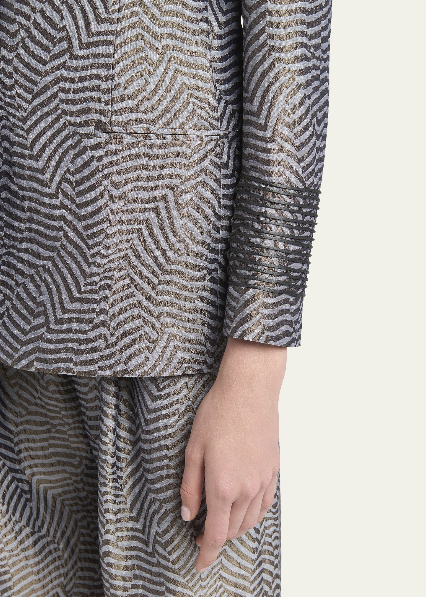Animalier Silk Jacquard Single-Breasted Blazer Jacket - 5