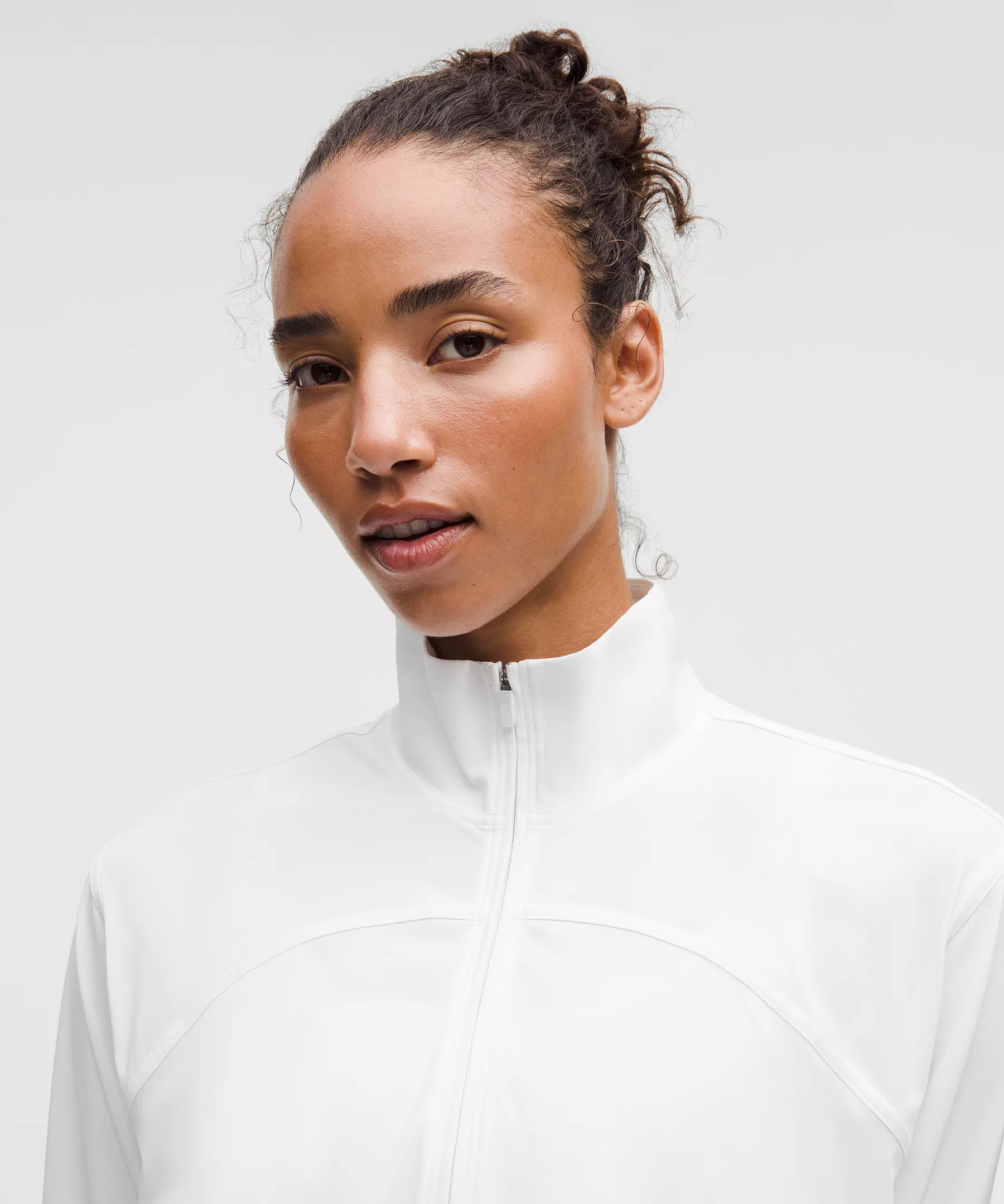 Sleek Full-Zip Running Jacket - 4