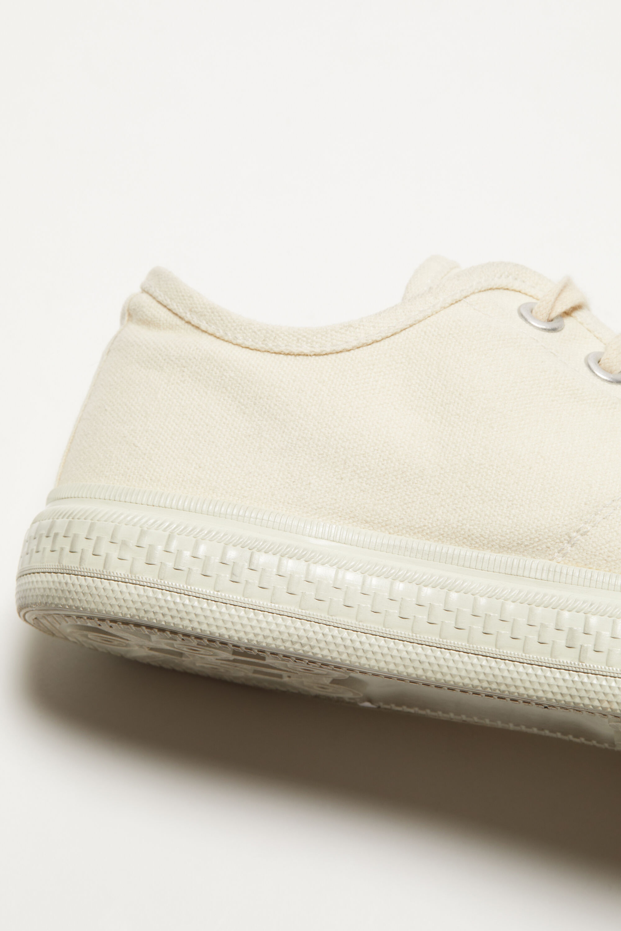 Low top sneakers - Off white/off white - 5