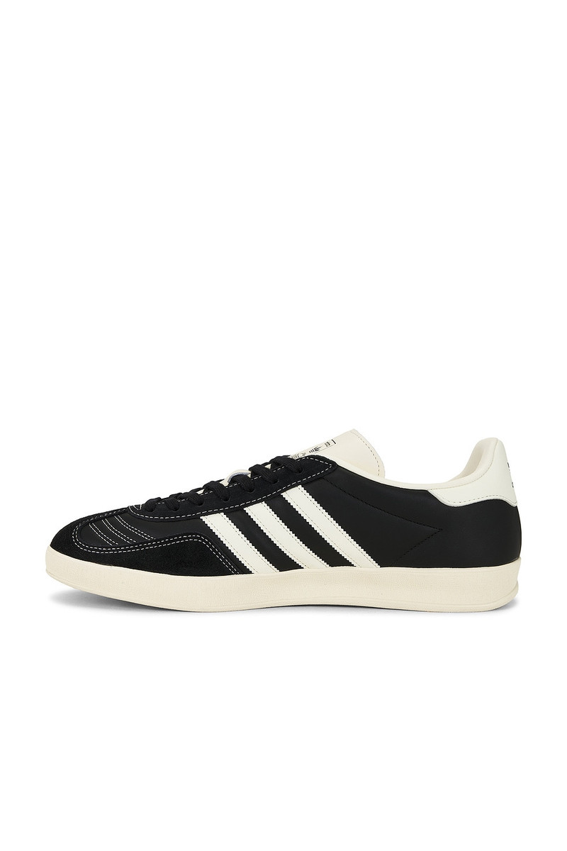 adidas Originals Gazelle Indoor Sneakers outlook