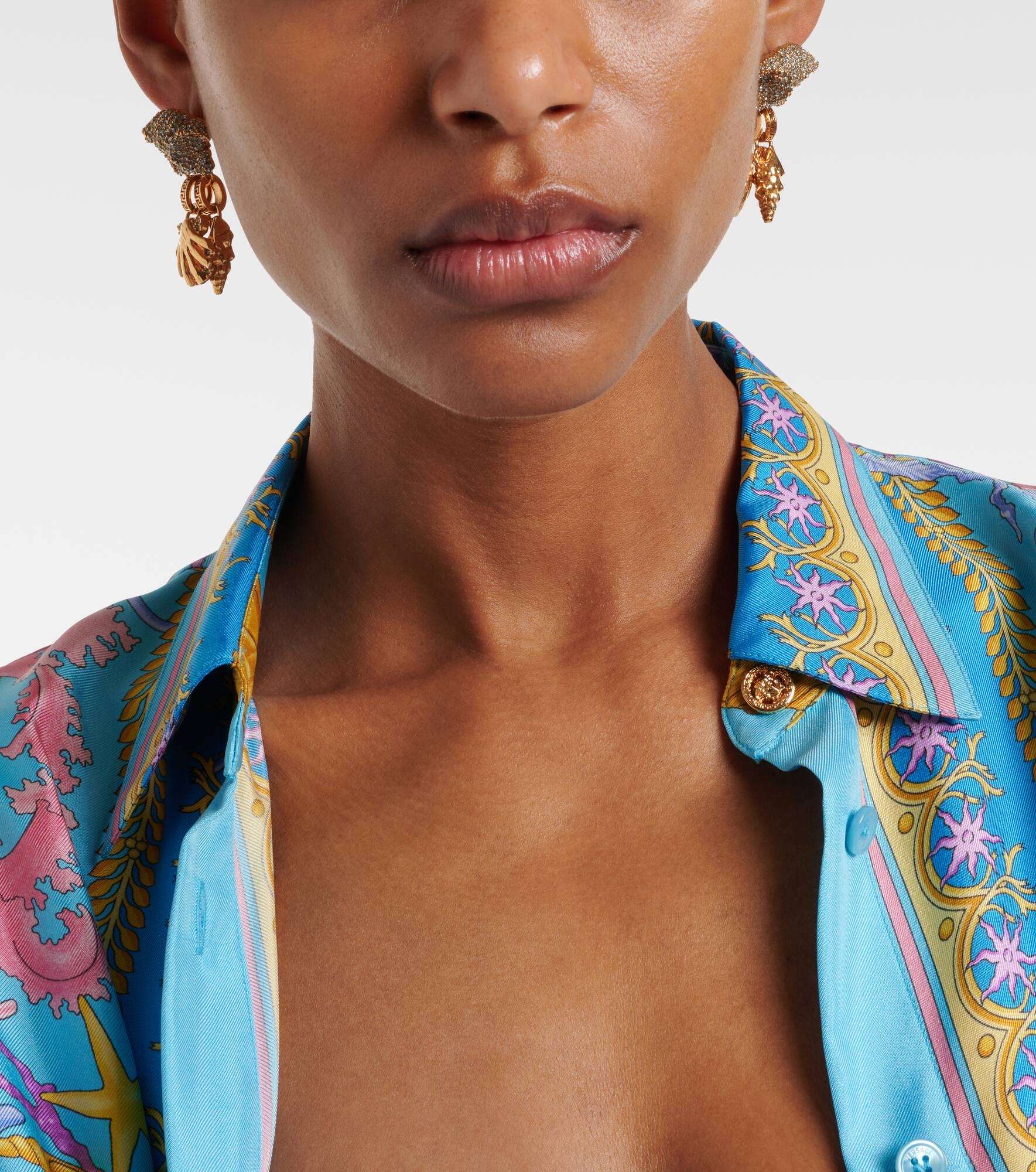 Medusa crystal-embellished drop earrings - 6