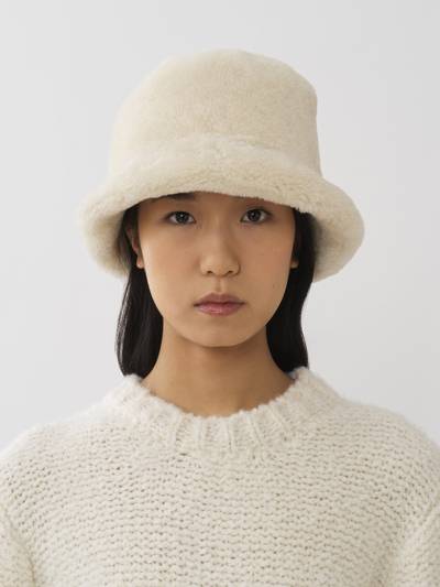 Chloé SHEARLING HAT outlook