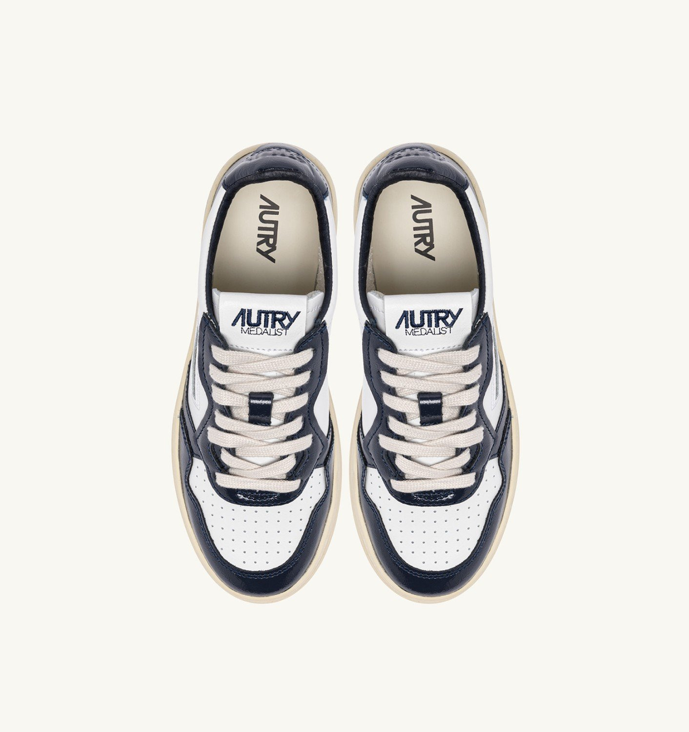 MEDALIST LOW SNEAKERS IN WHITE AND NIGHT BLUE LEATHER - 6