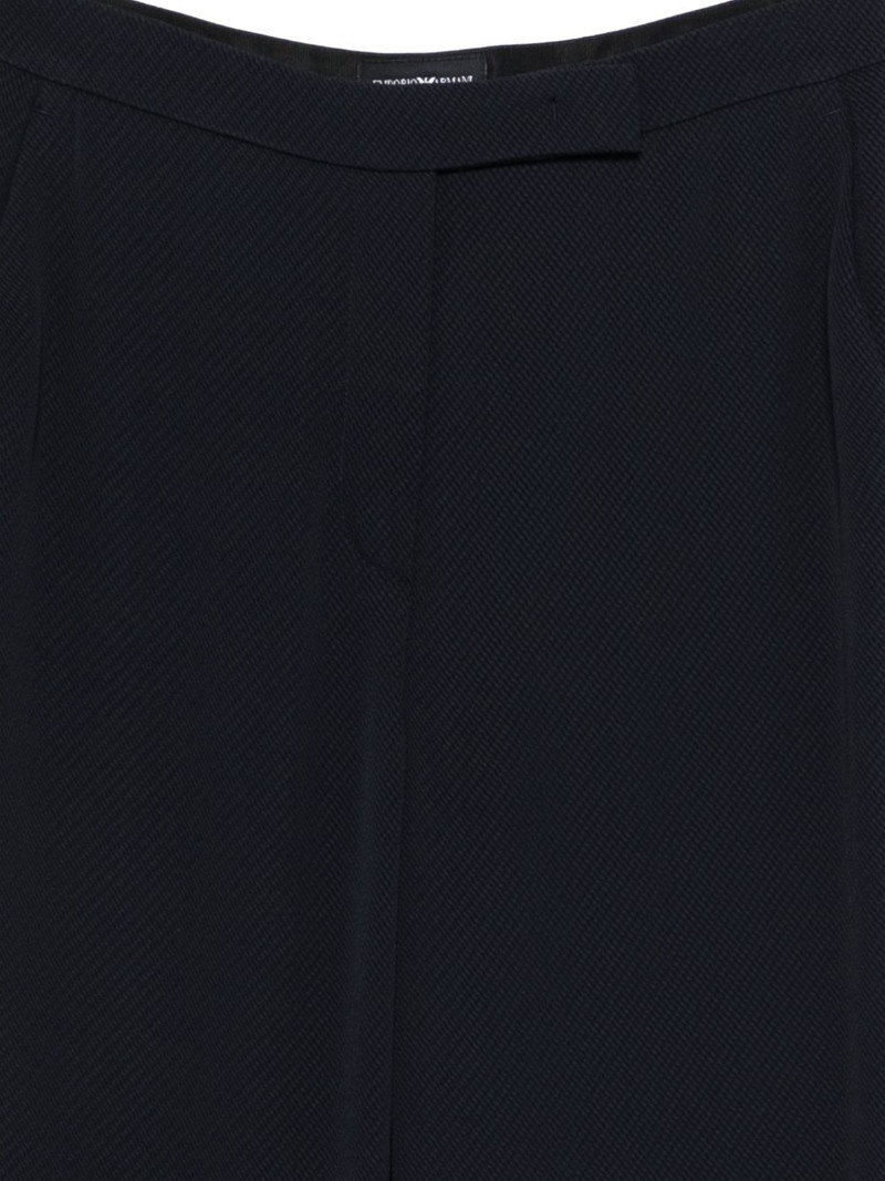 split-pocket trousers 3
